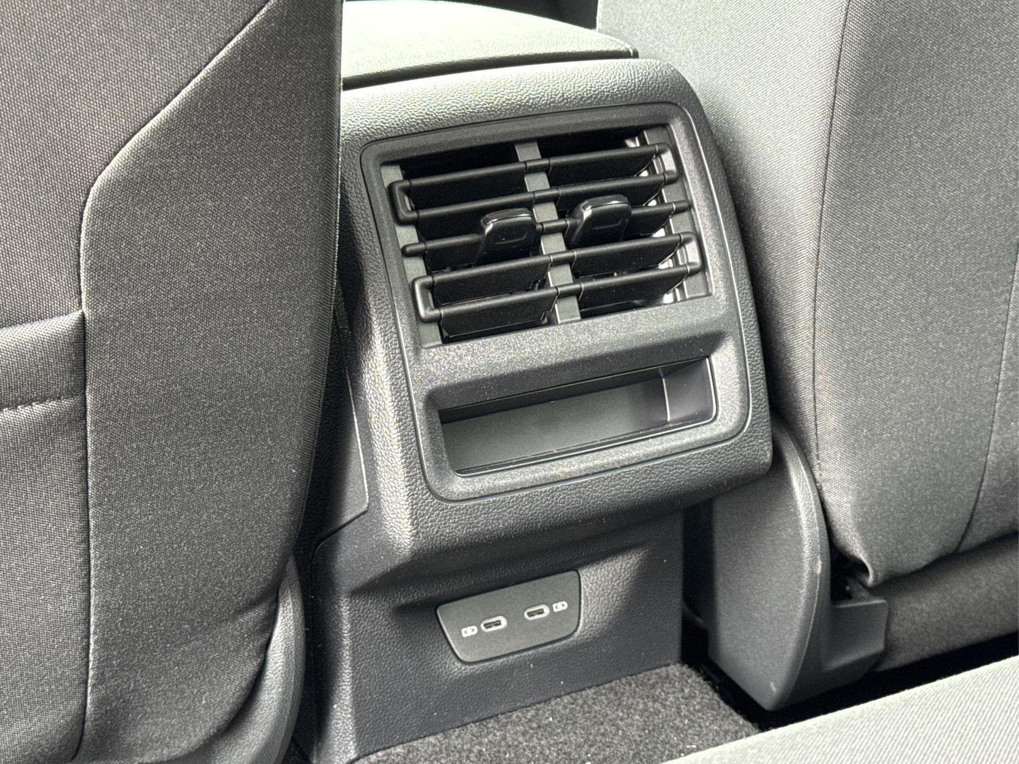 VW Golf Variant Prime (2026) - Photo 20