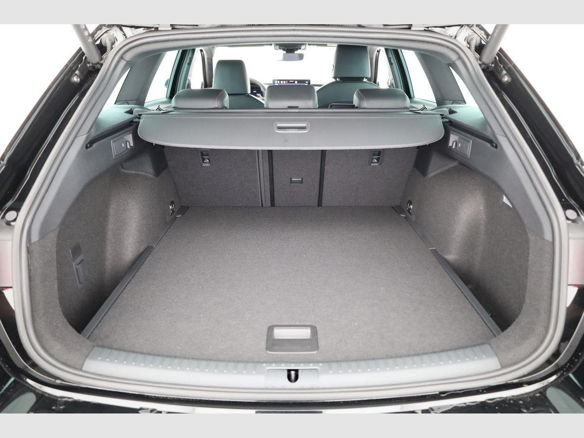Seat Leon 2.0 TSI 150 kW 4Drive (2026) - Photo 11