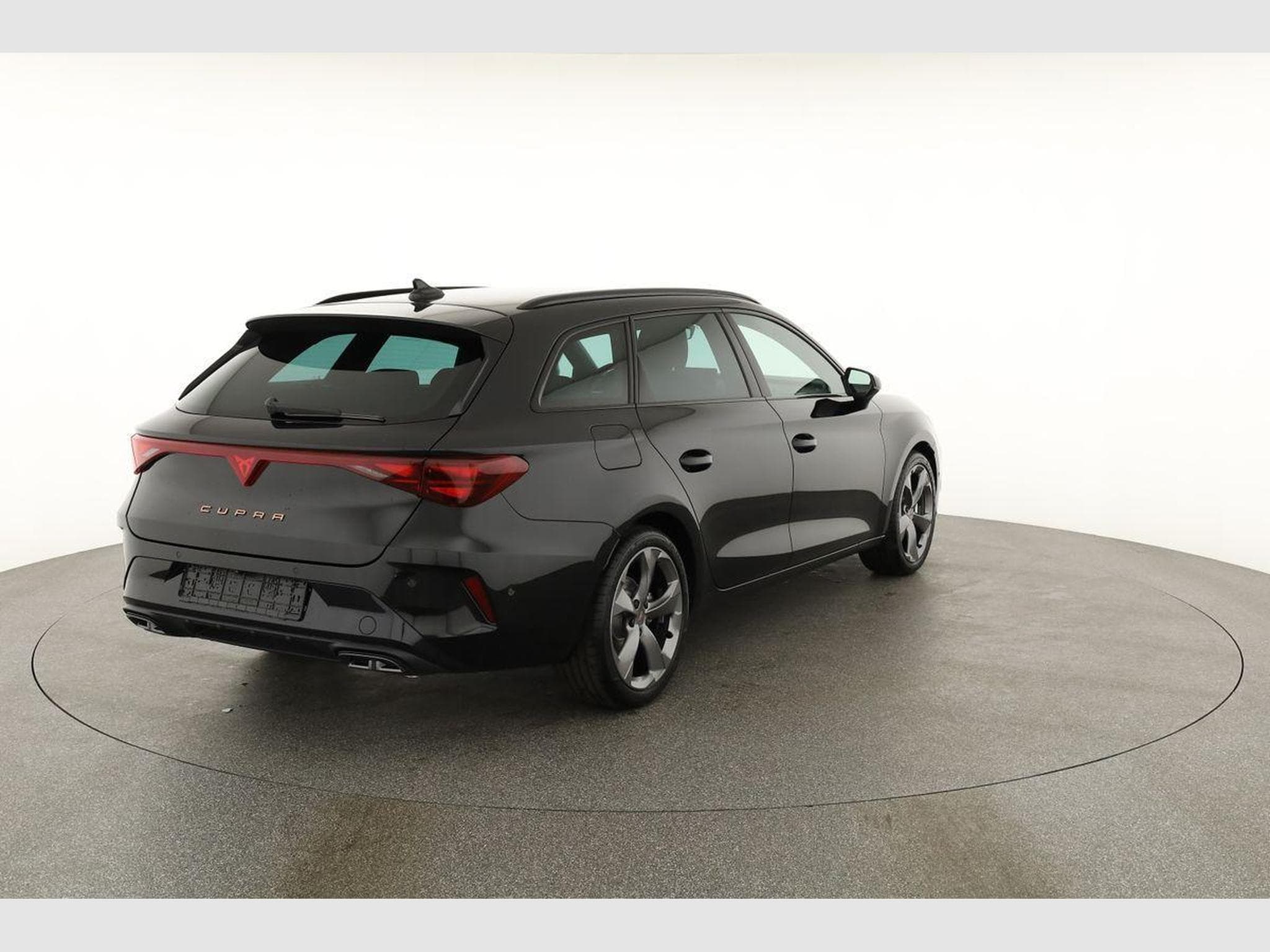 Seat Leon 2.0 TSI 150 kW 4Drive (2026) - Photo 16