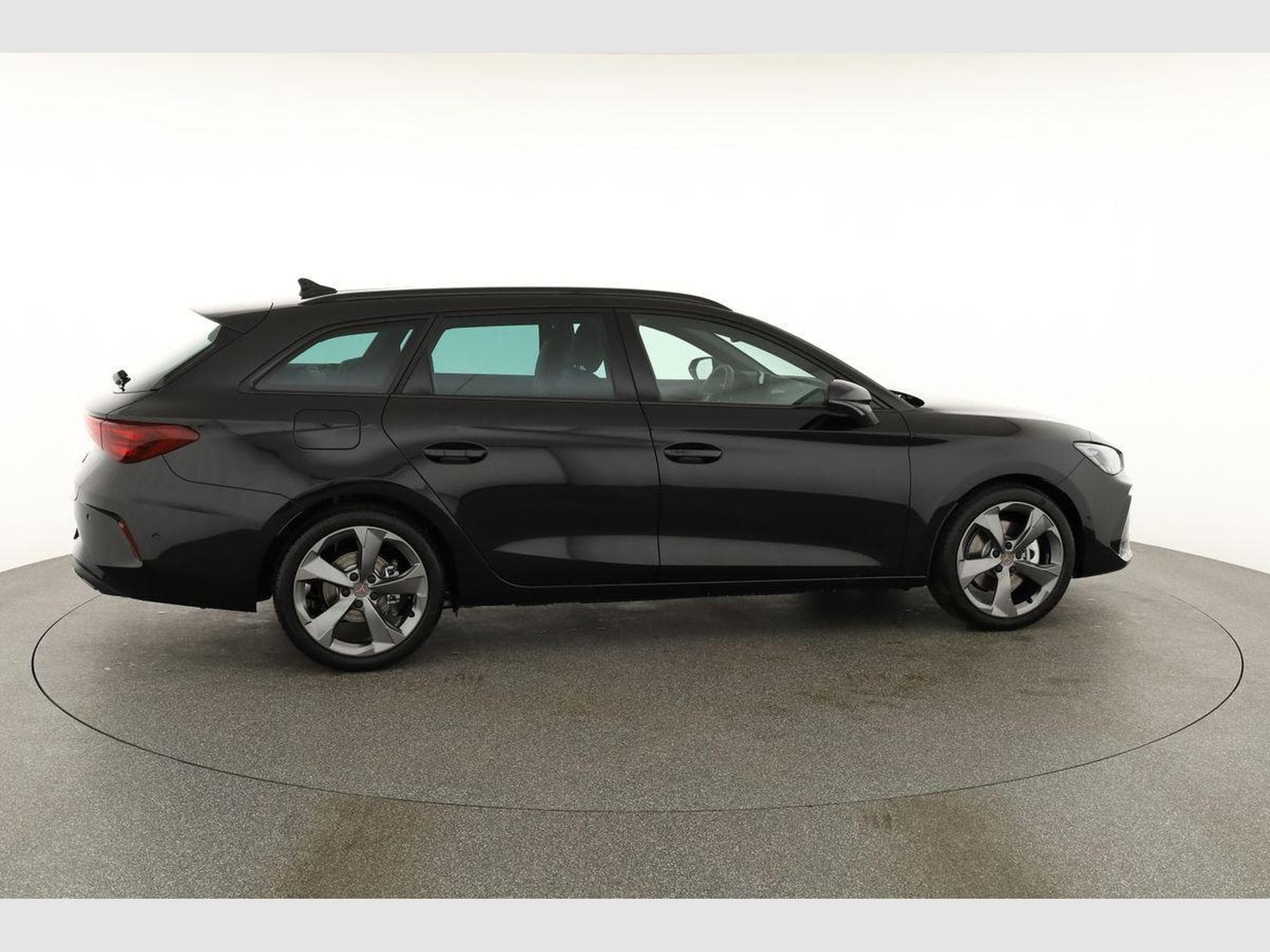 Seat Leon 2.0 TSI 150 kW 4Drive (2026) - Photo 19