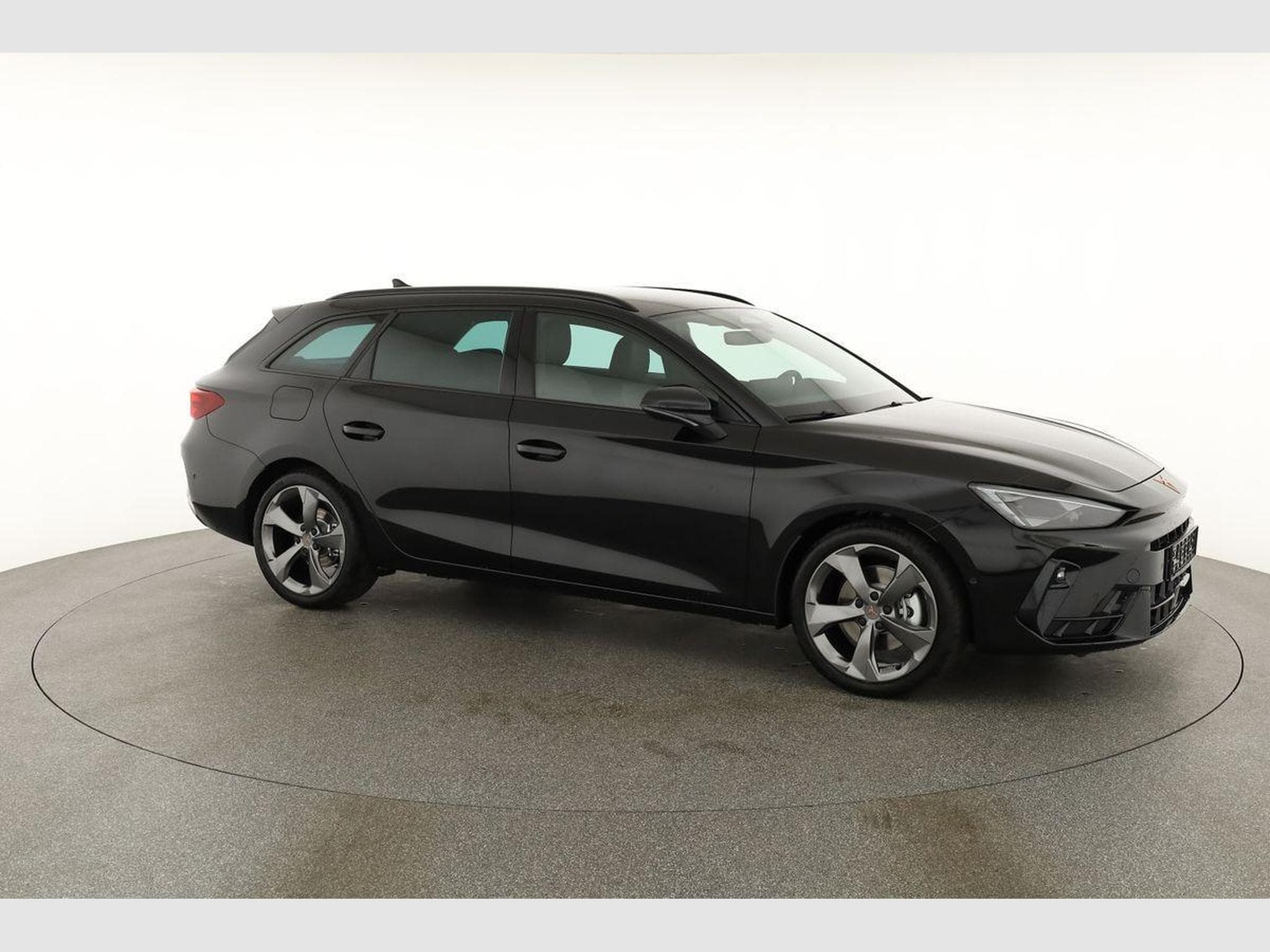 Seat Leon 2.0 TSI 150 kW 4Drive (2026) - Photo 22