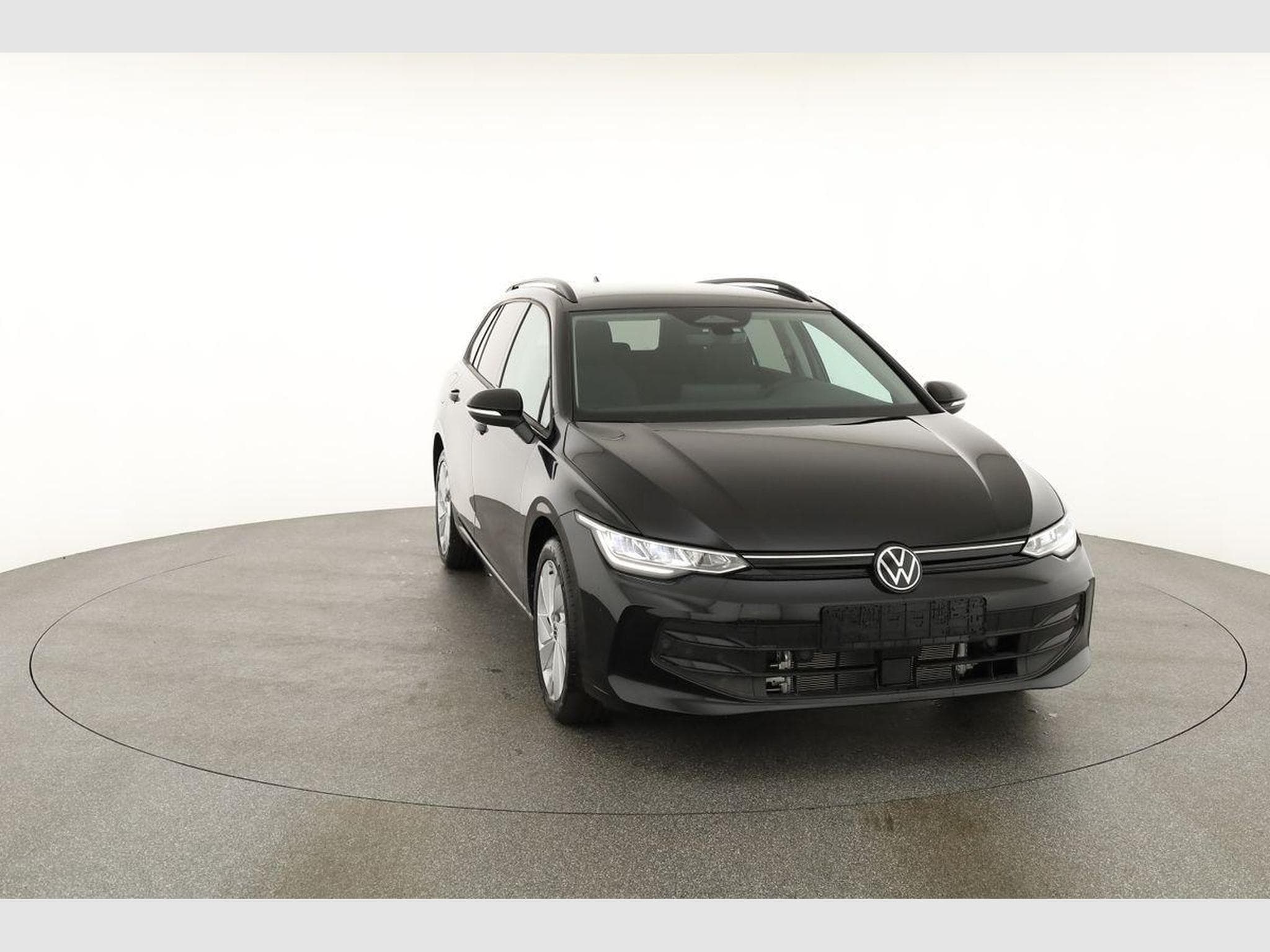 VW Golf Variant 1.5 eTSI 110 kW Life (2026) - Photo 25