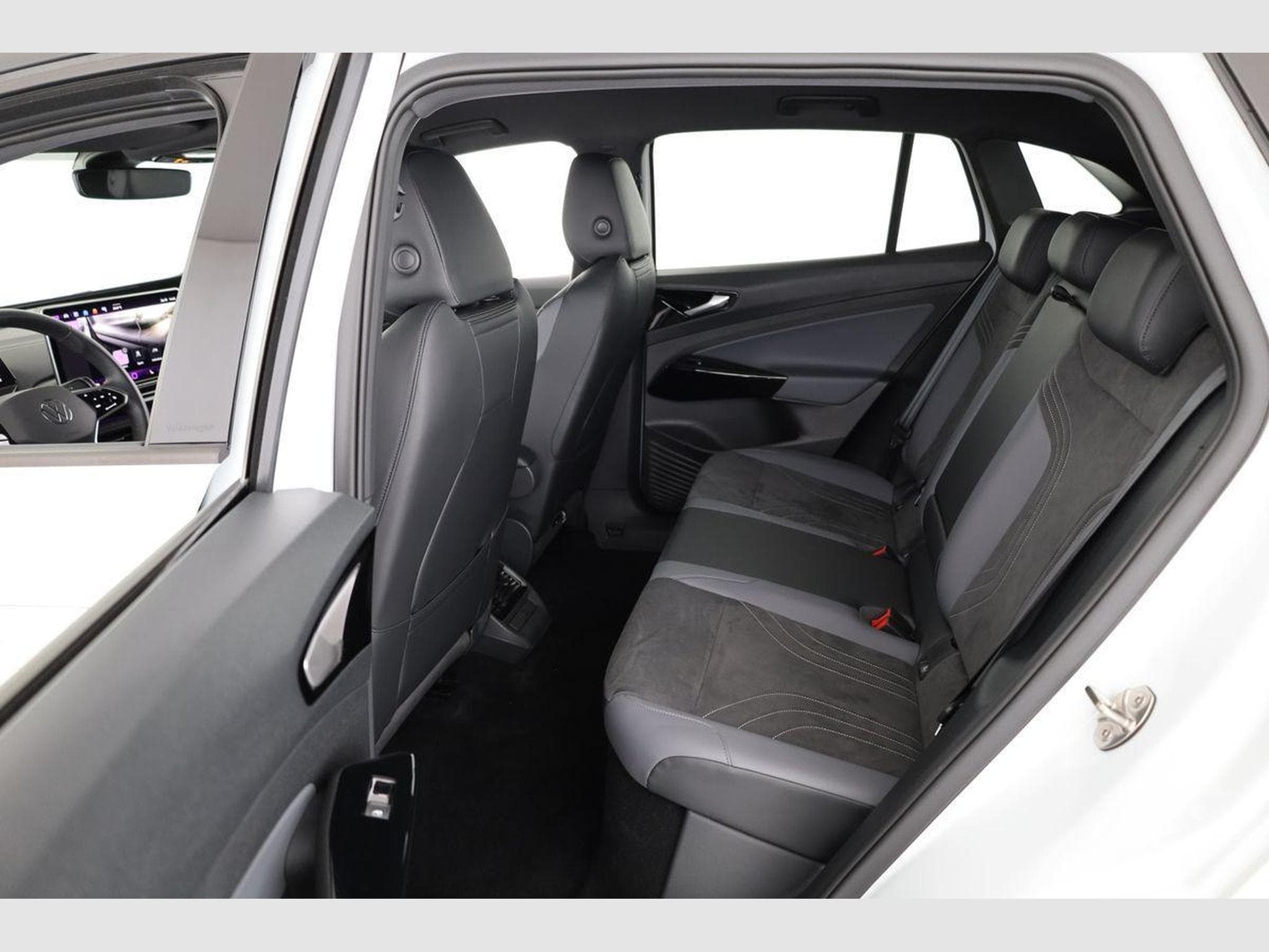 VW ID.4 Pure Performance 125 kW mit Infotainment-Paket (2026) - Foto 11
