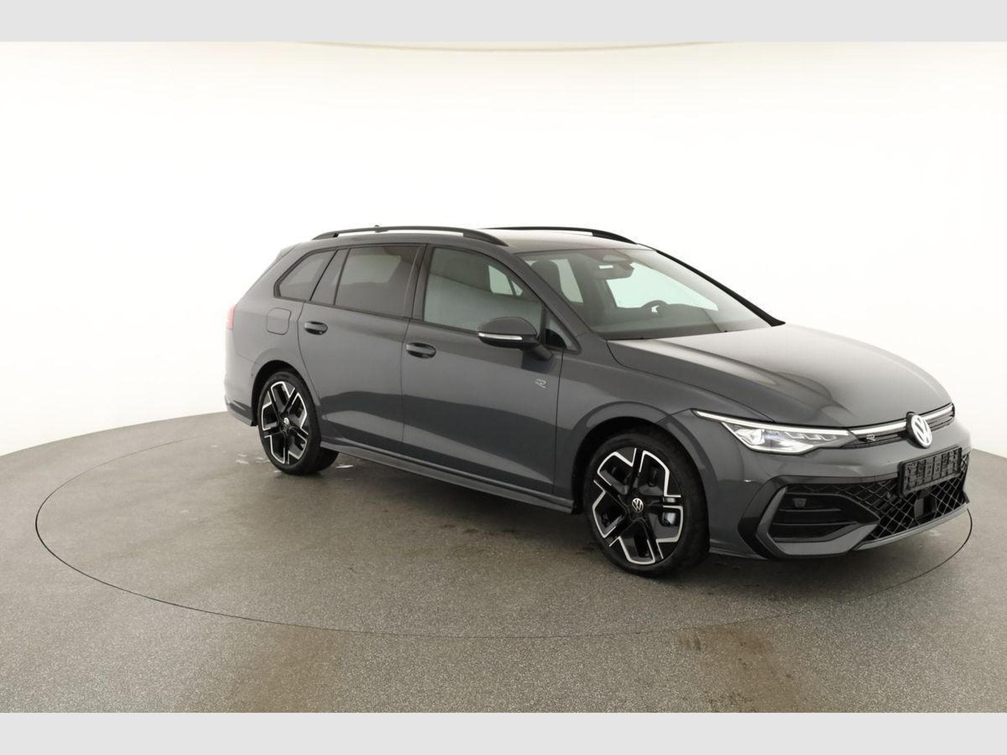 VW Golf Variant 2.0 TSI 150 kW 4Motion R-Line (2026) - Photo 25
