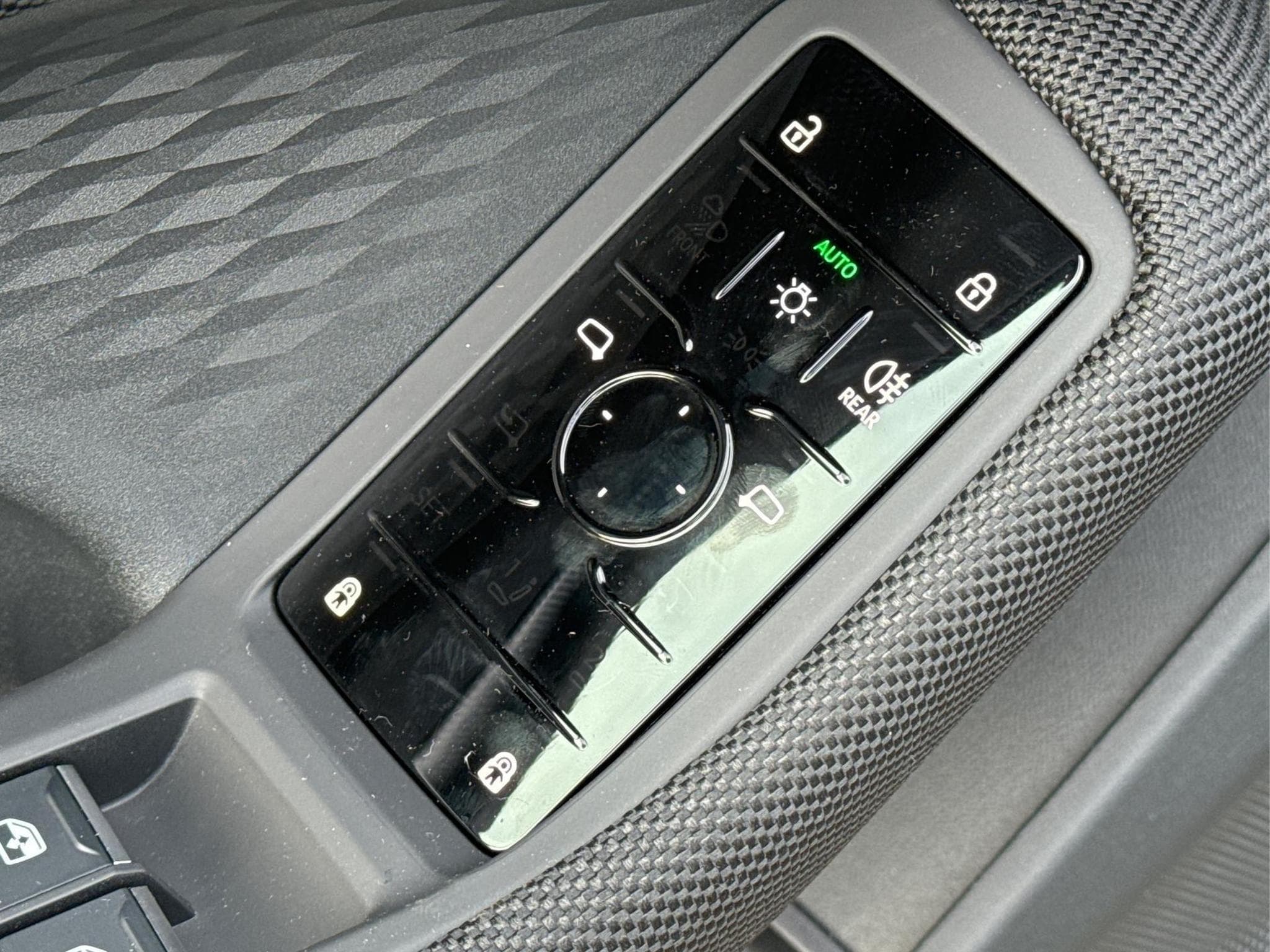 Audi A5 Avant Basis (2025) - Photo 19