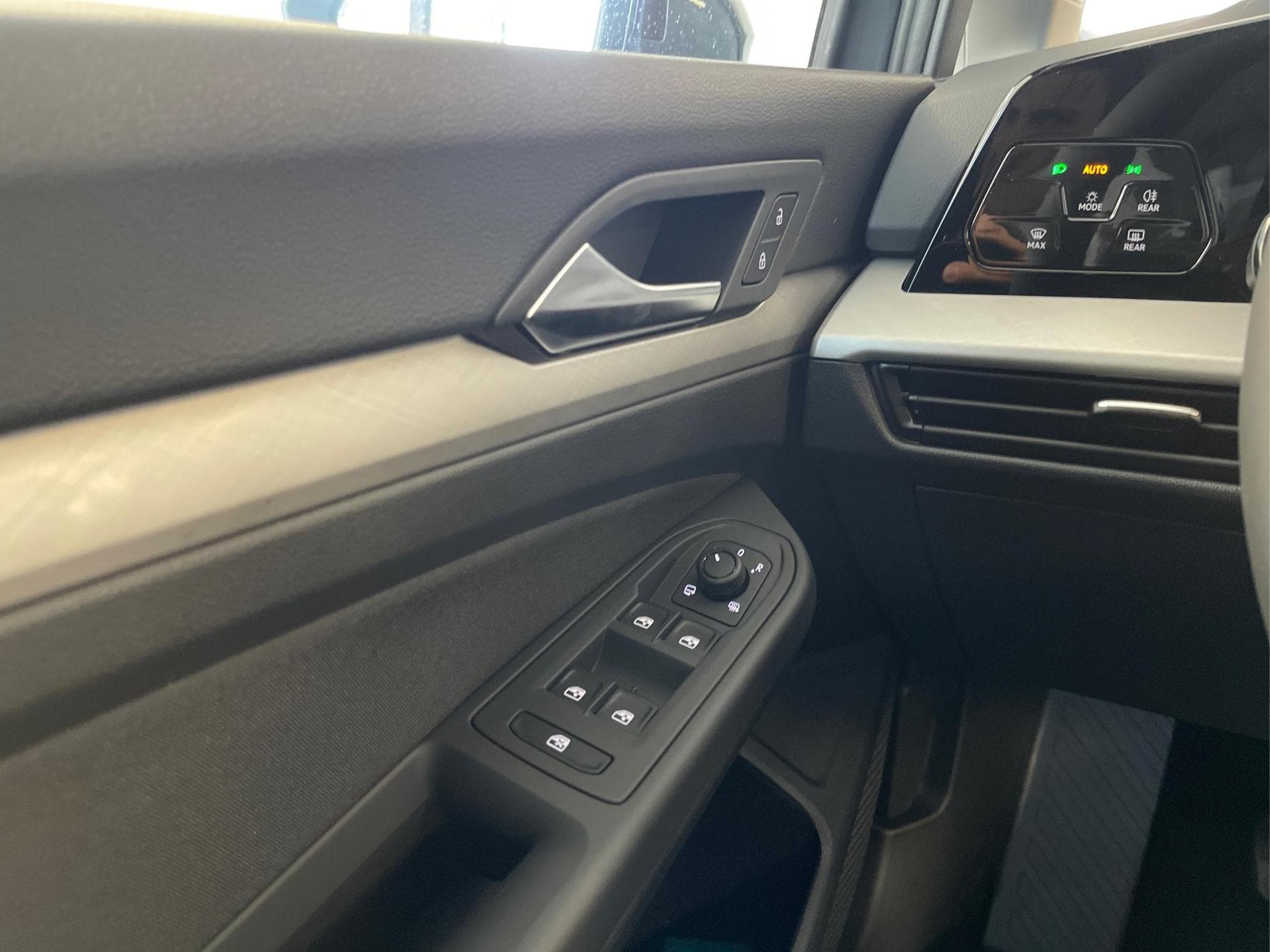 VW Golf Variant Golf Variant (2026) - Photo 9
