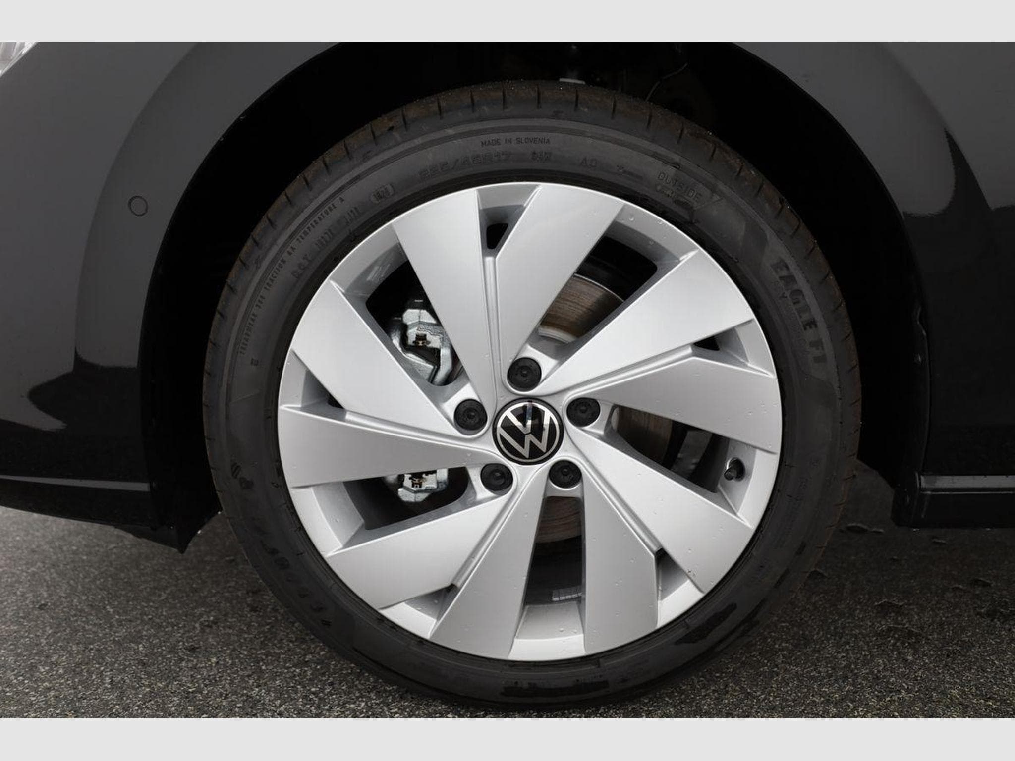 VW Golf Variant 1.5 TSI 110 kW (2026) - Photo 13