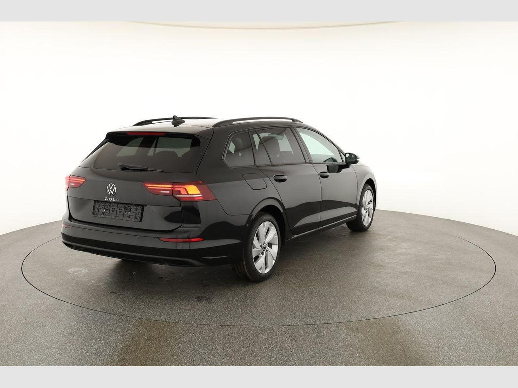 VW Golf Variant 1.5 TSI 110 kW (2026) - Photo 16