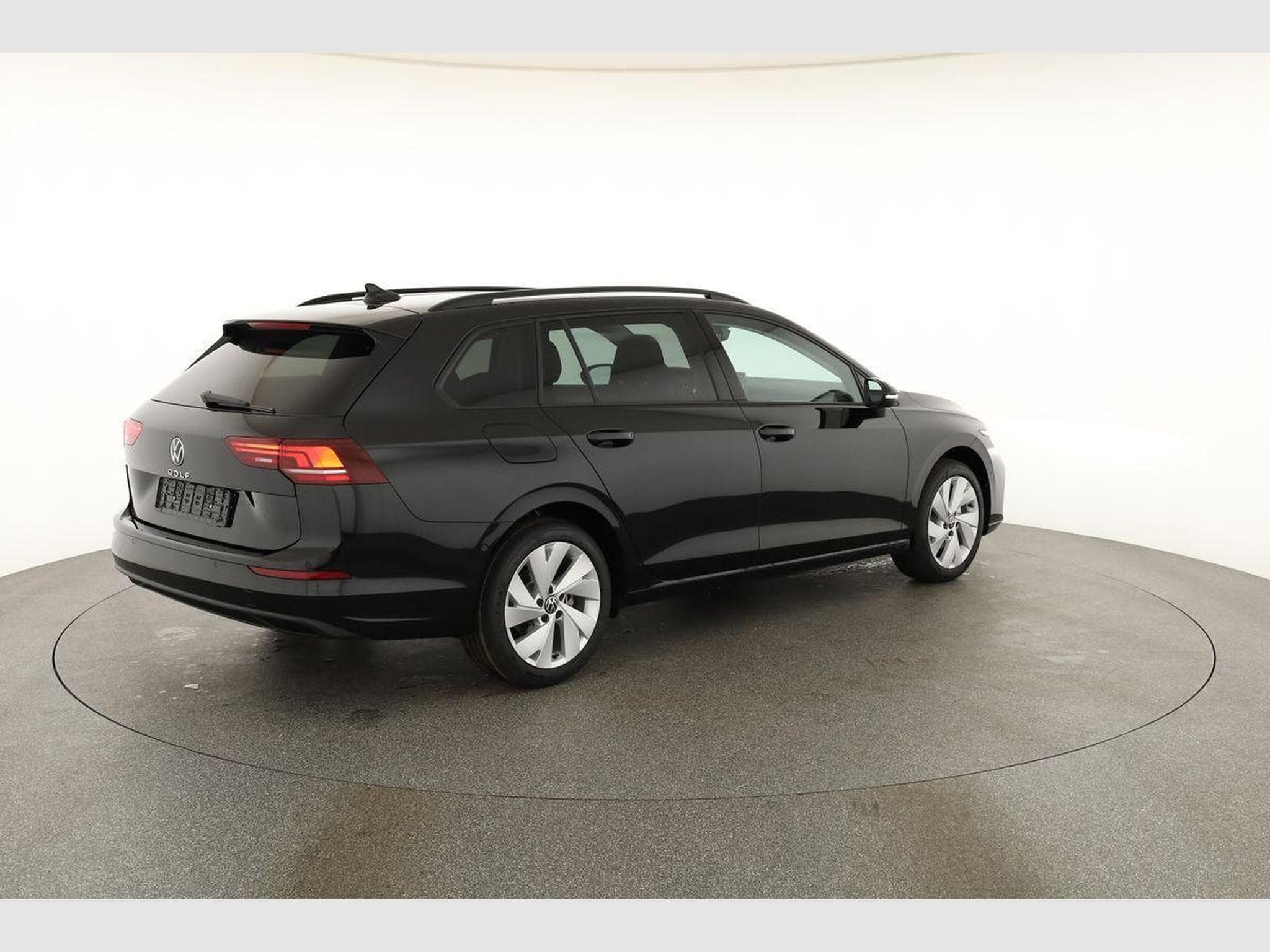 VW Golf Variant 1.5 TSI 110 kW (2026) - Photo 17