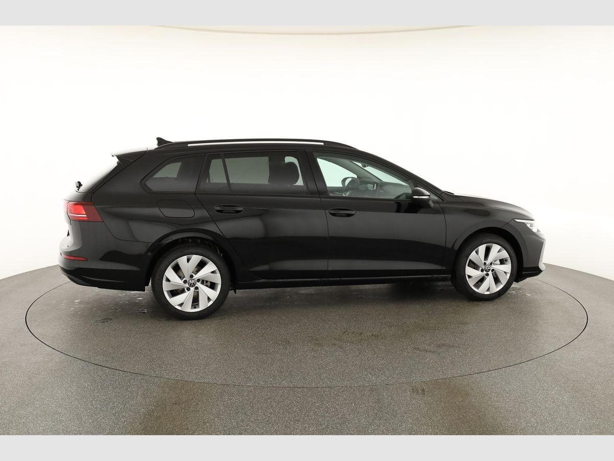 VW Golf Variant 1.5 TSI 110 kW (2026) - Photo 19