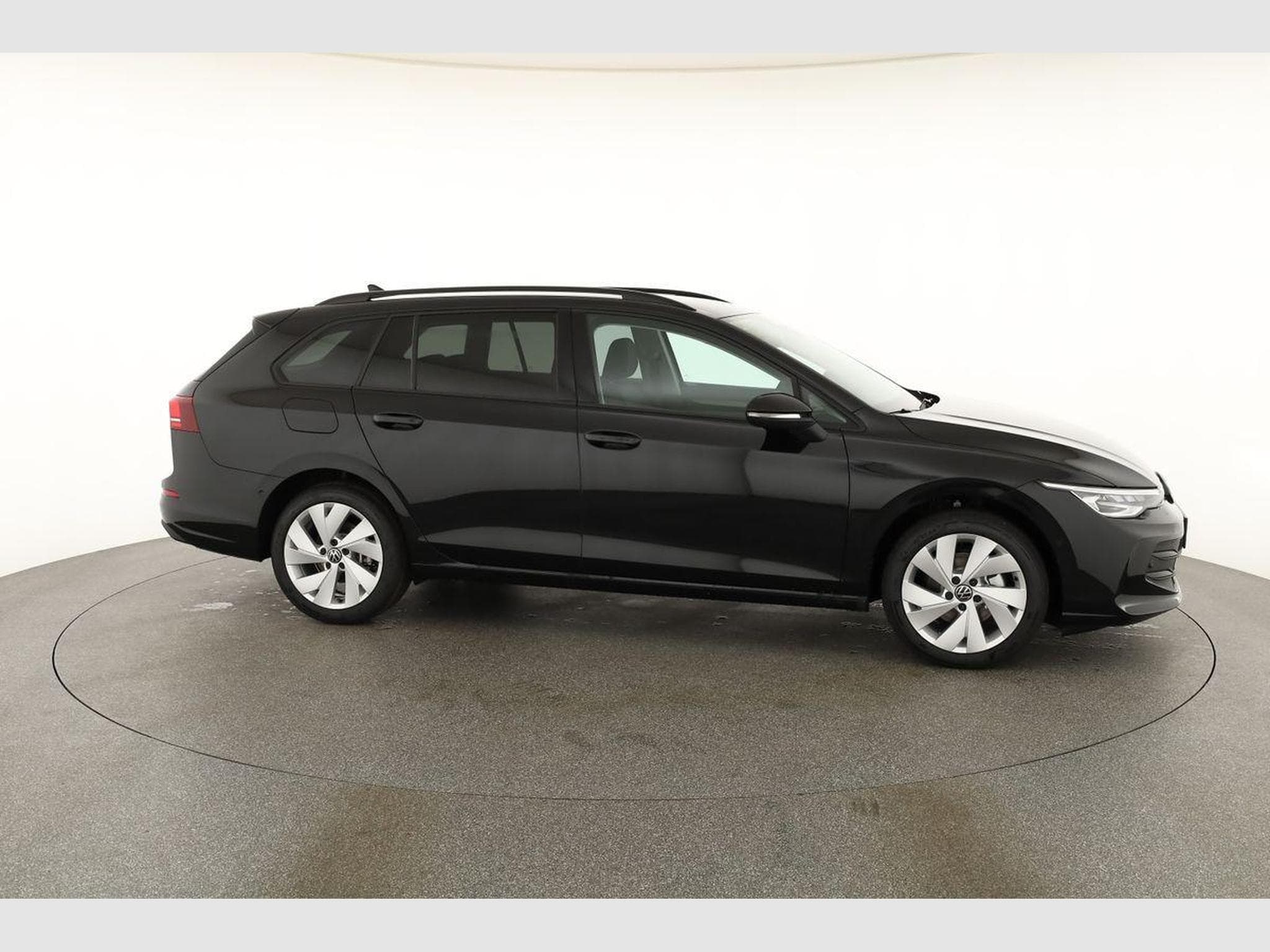 VW Golf Variant 1.5 TSI 110 kW (2026) - Photo 21