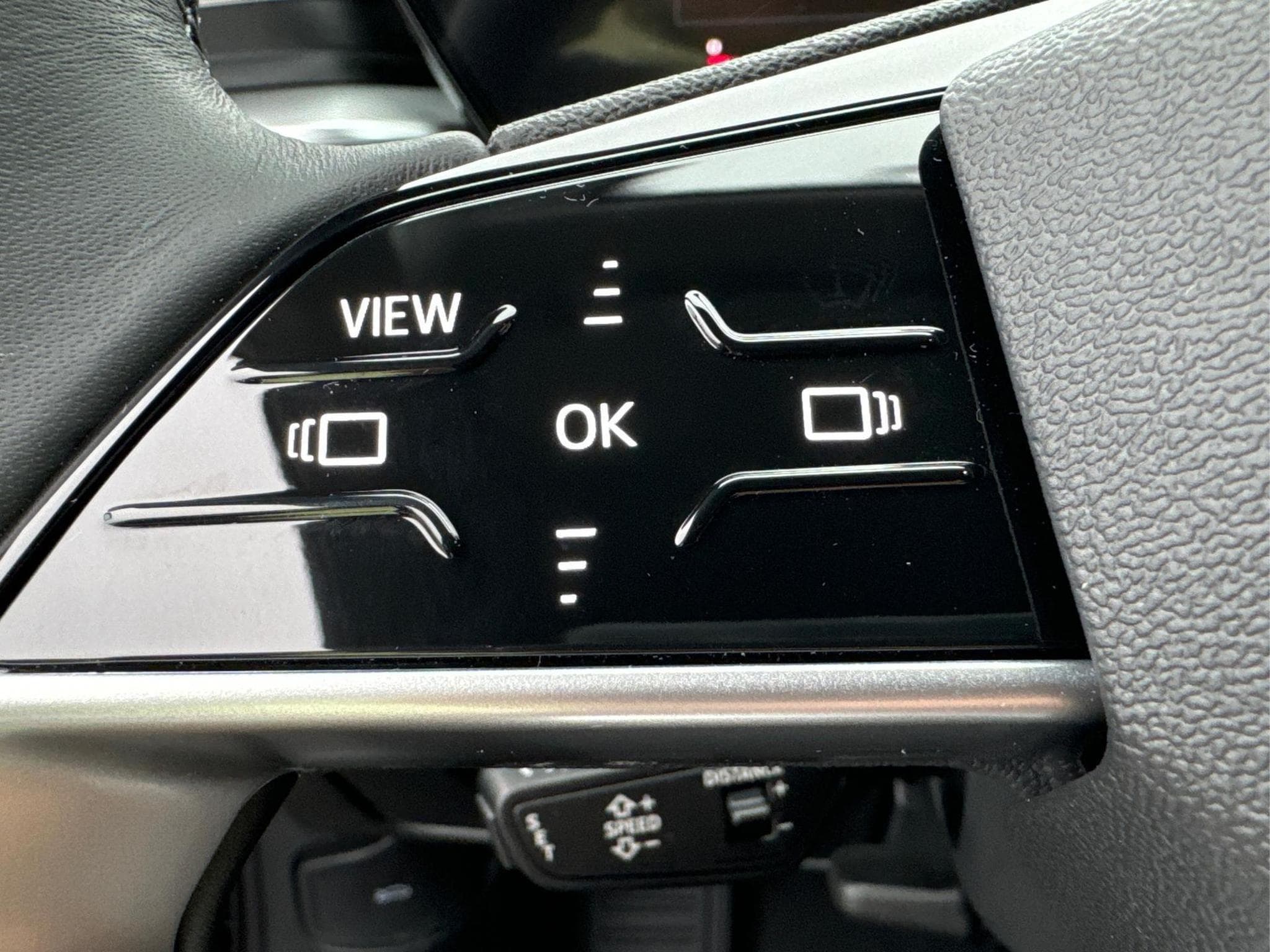 Audi A5 Avant Basis (2025) - Photo 20