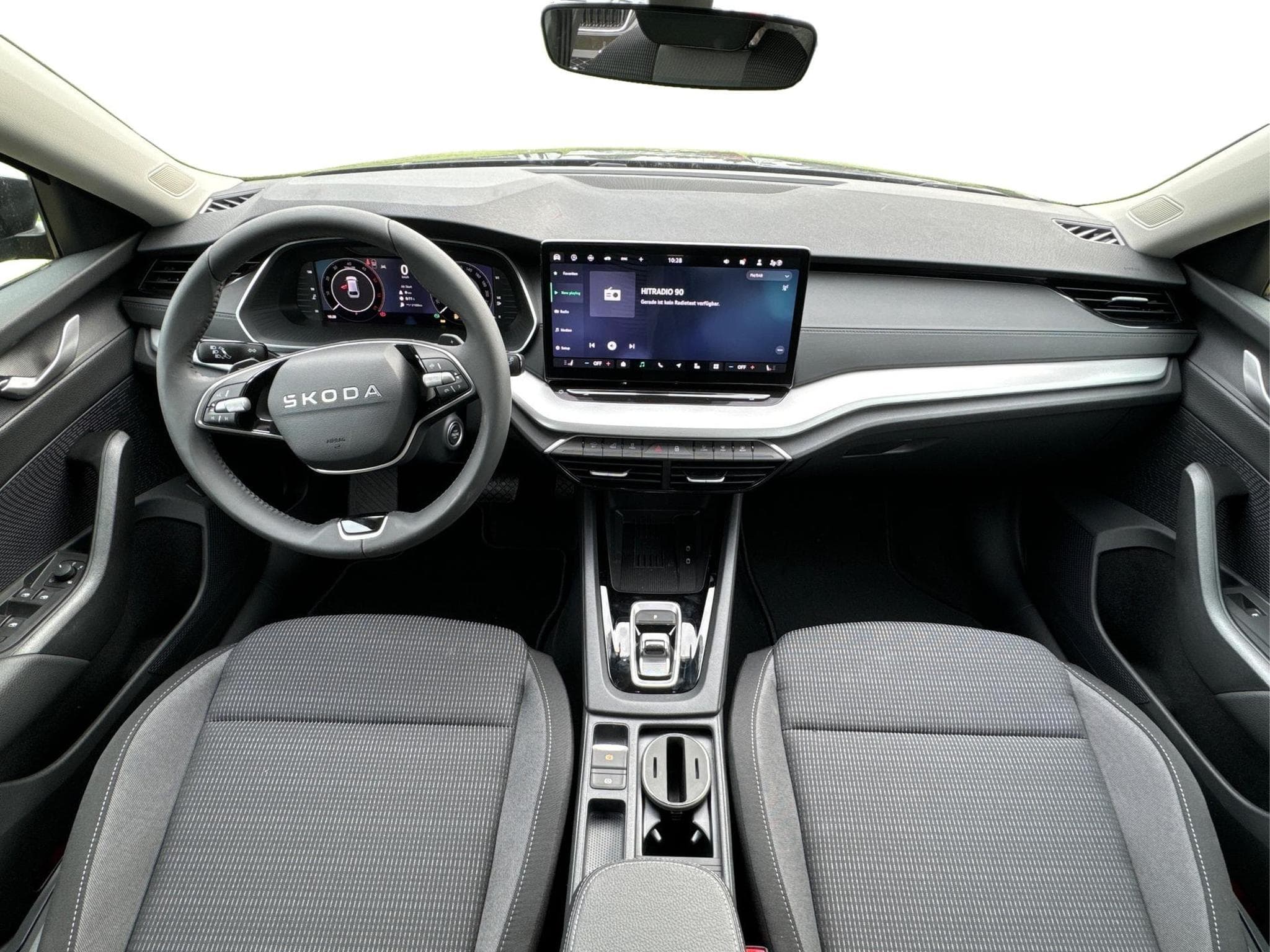 Skoda Octavia Selection (2025) - Photo 15