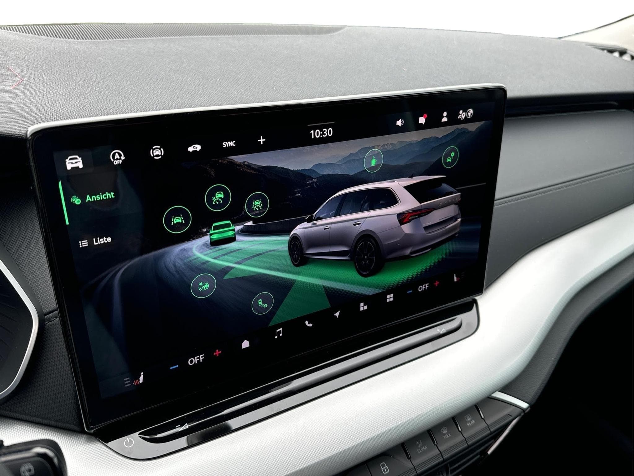 Skoda Octavia Selection (2025) - Photo 25