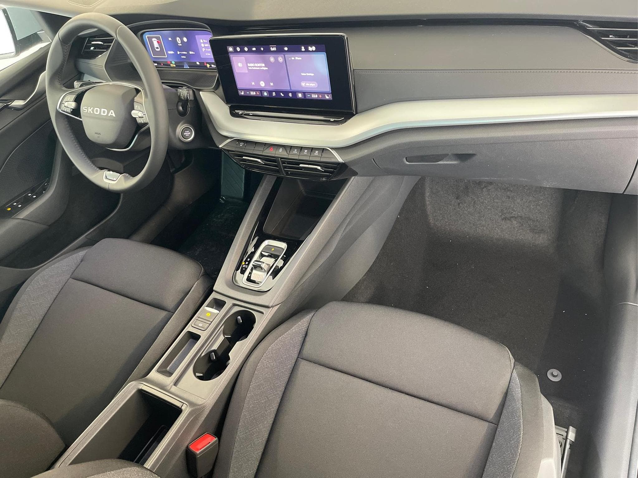Skoda Octavia Essence (2026) - Photo 12