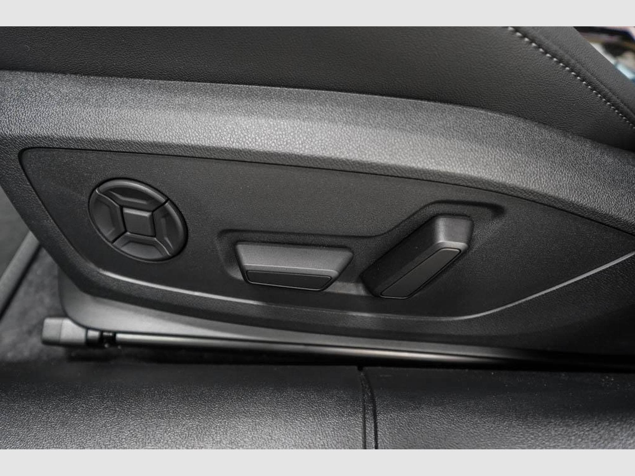 Audi A5 Avant 2,0 TFSI (2026) - Photo 23