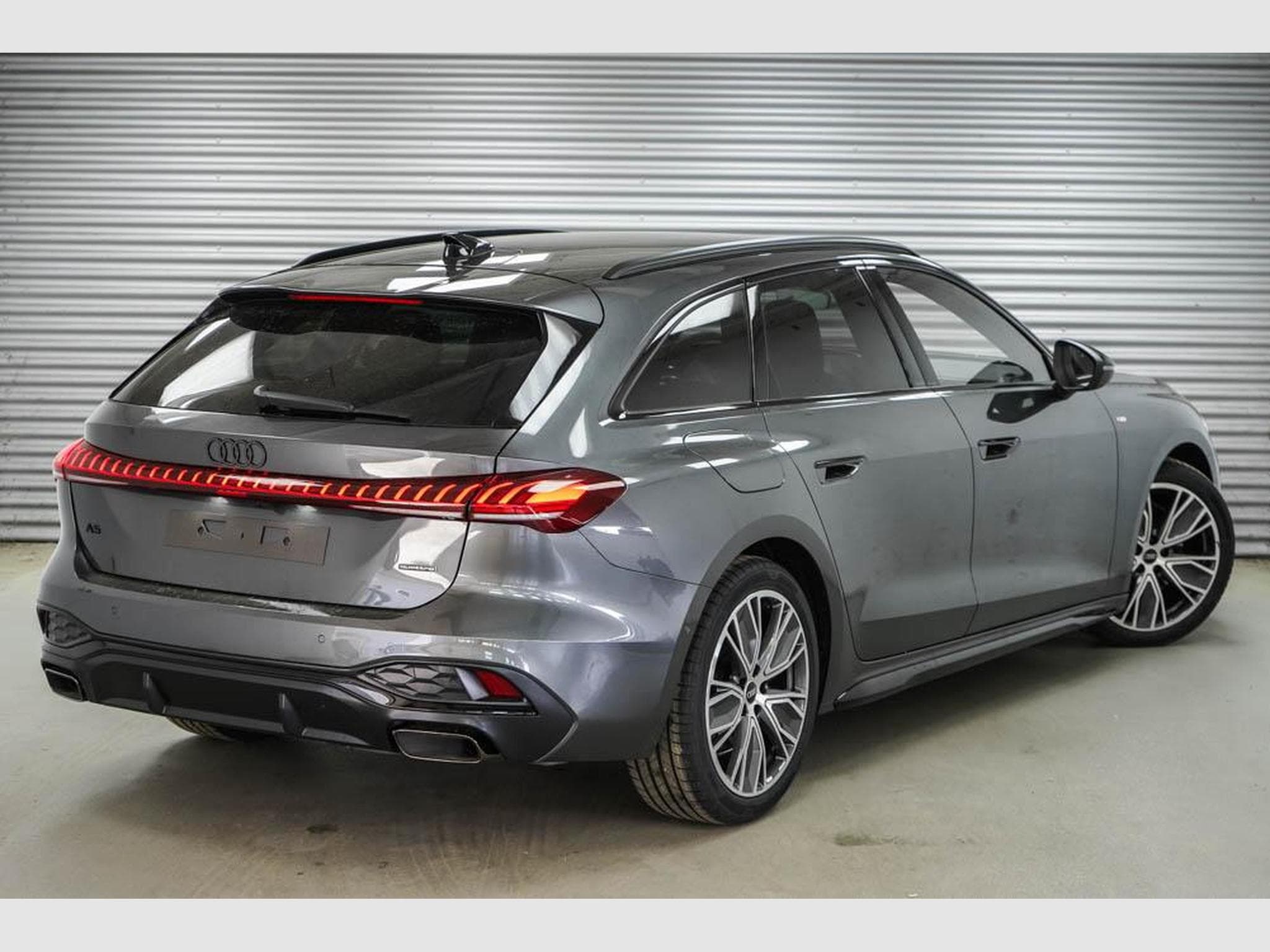 Audi A5 Avant 2,0 TFSI (2026) - Photo 3