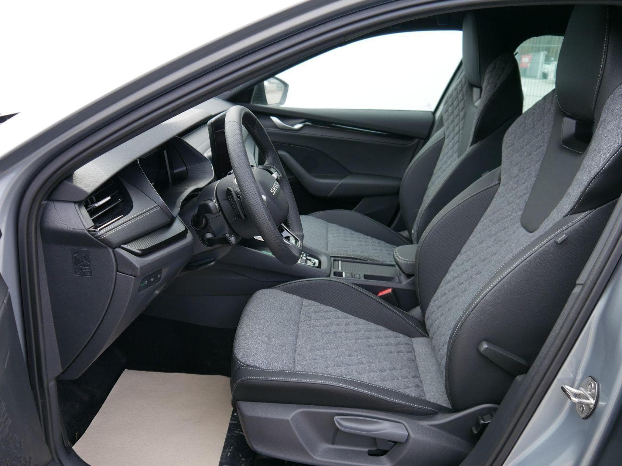 Skoda Octavia Sportline (2026) - Photo 9