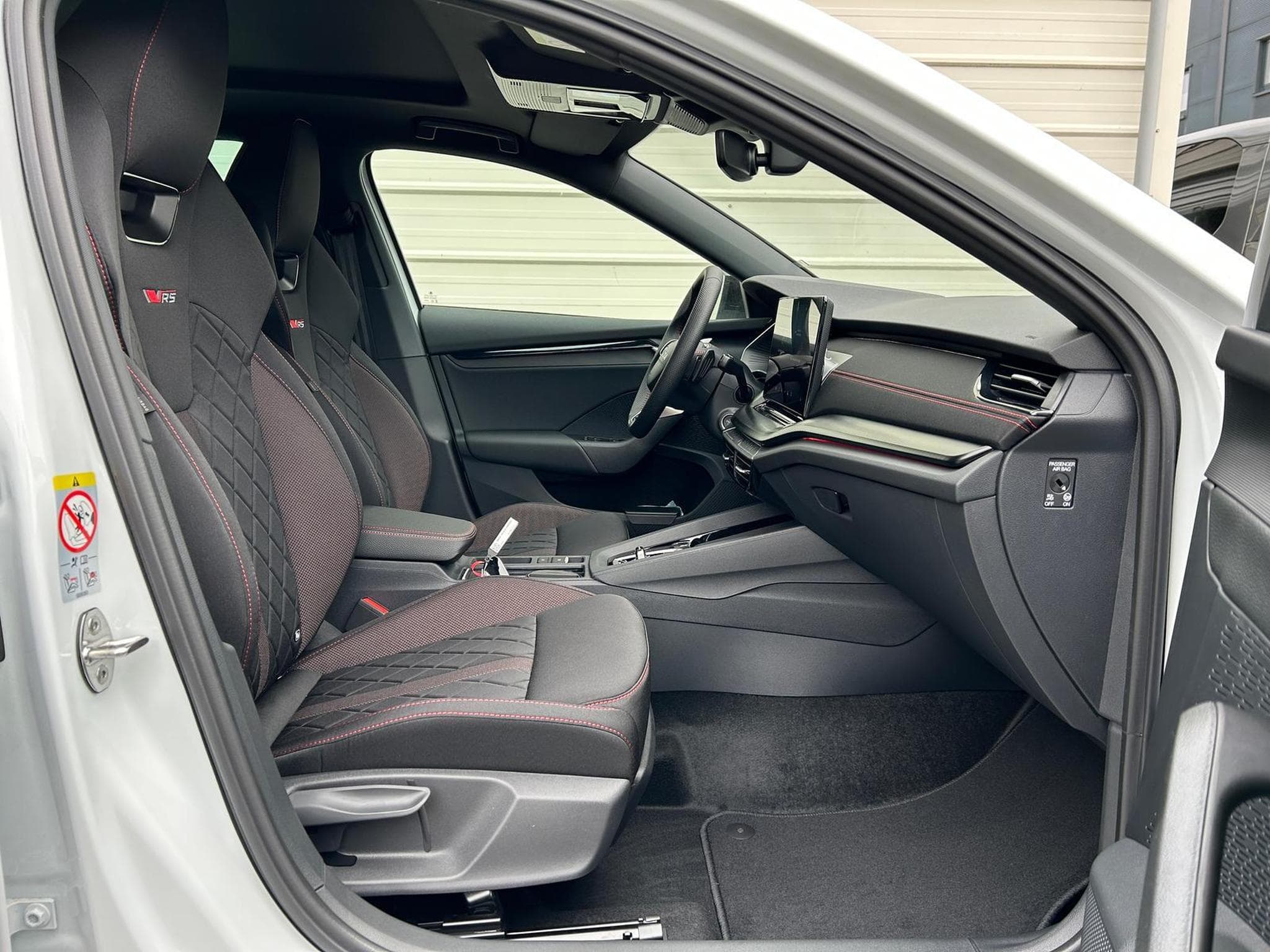 Skoda Octavia RS (2026) - Foto 12