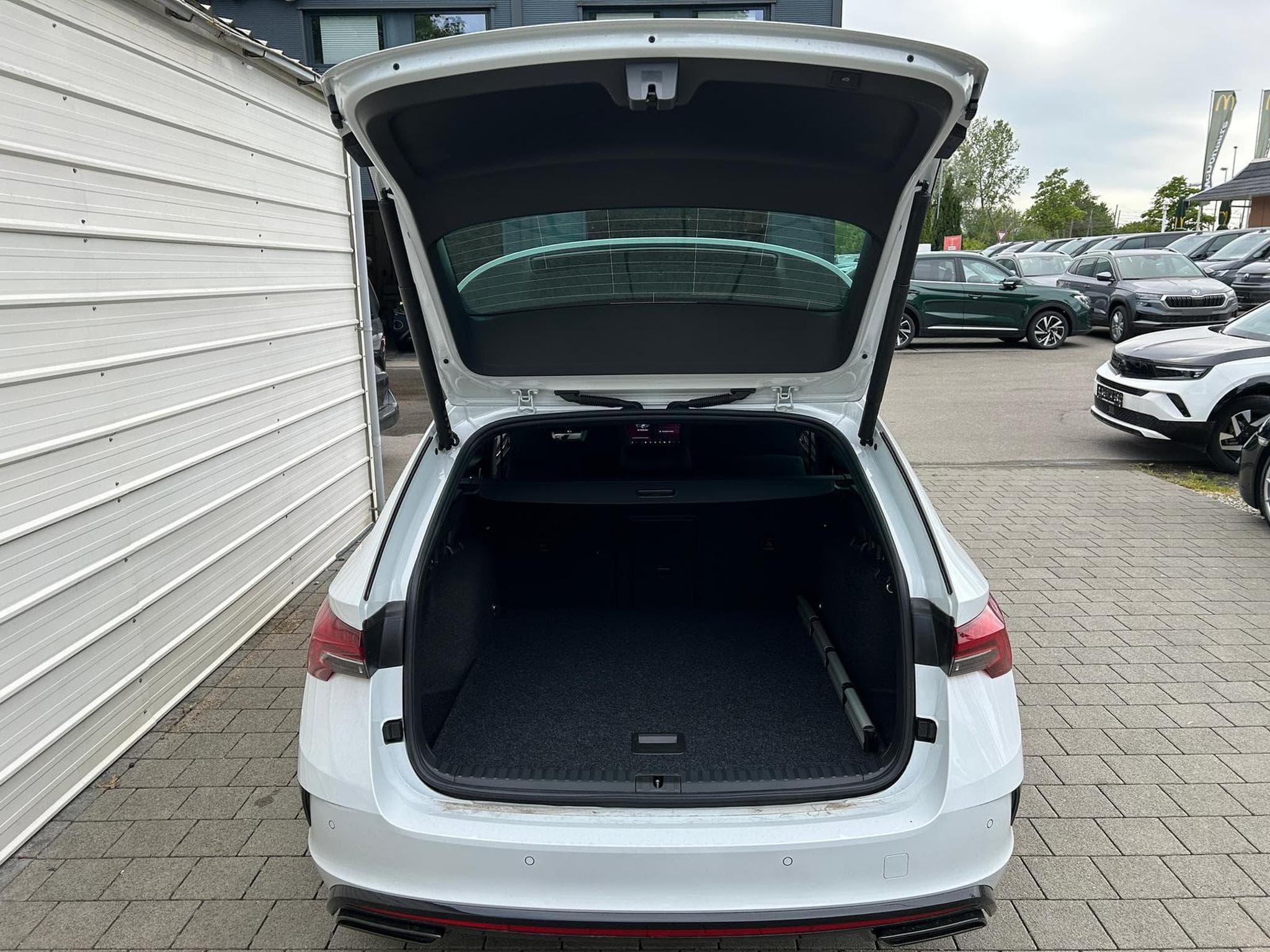 Skoda Octavia RS (2026) - Foto 15