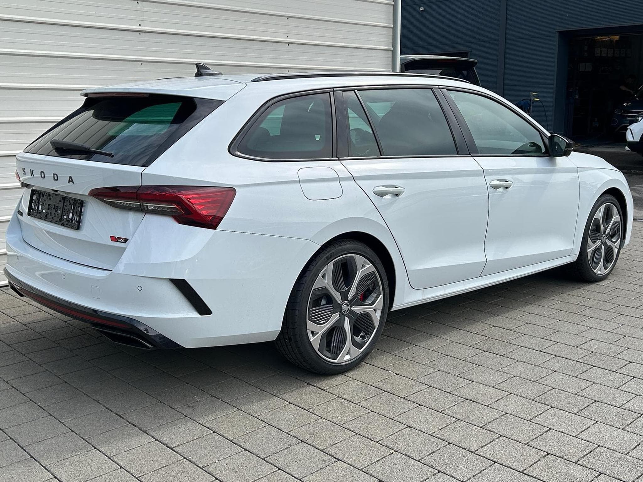 Skoda Octavia RS (2026) - Foto 4