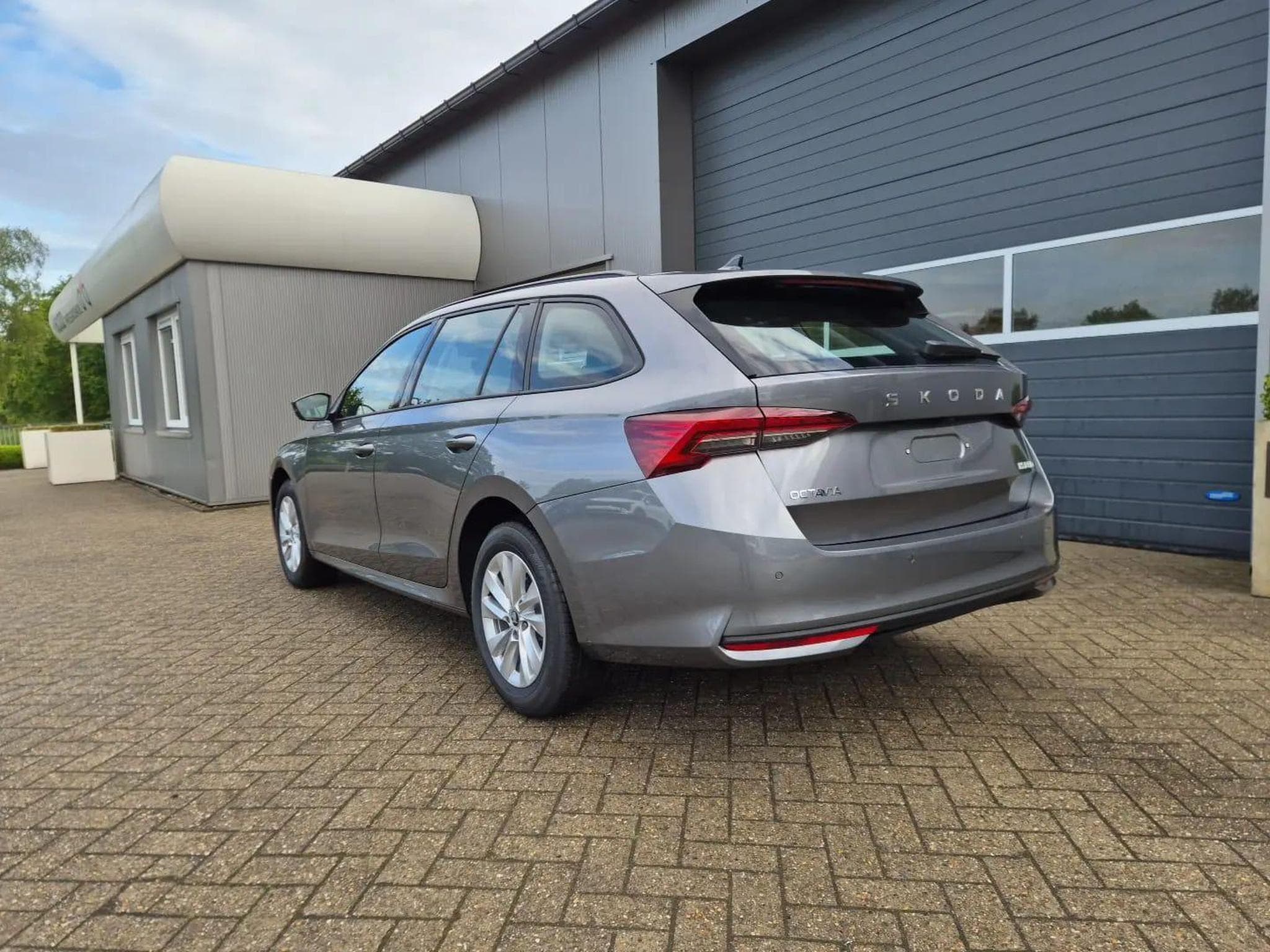 Skoda Octavia 1.5 TSI 150PS (2026) - Foto 3