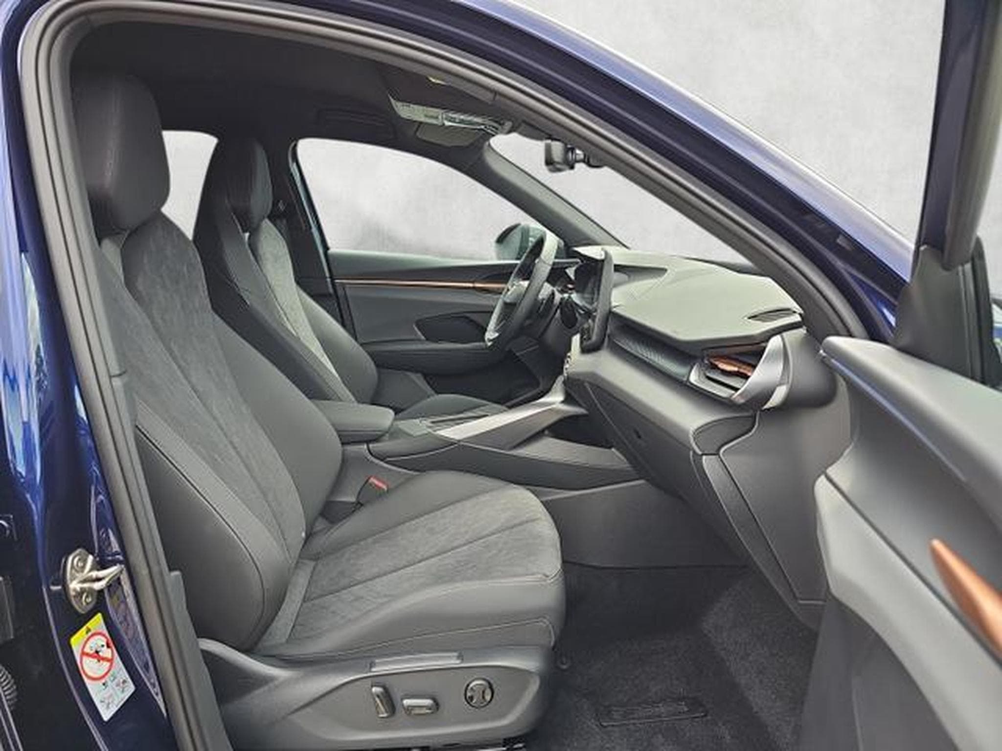 Cupra Terramar 1.5 e-Hybrid 150 kW (2026) - Foto 10