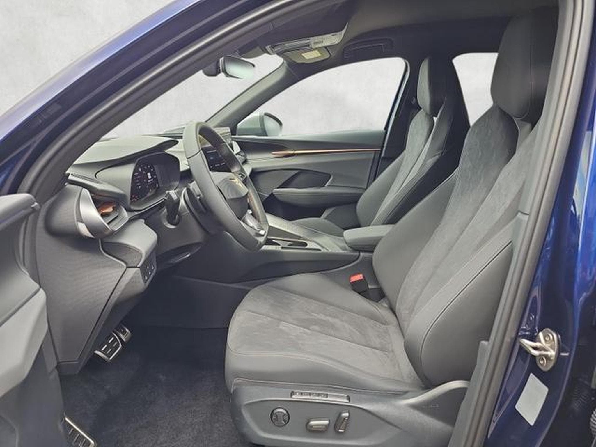 Cupra Terramar 1.5 e-Hybrid 150 kW (2026) - Foto 9