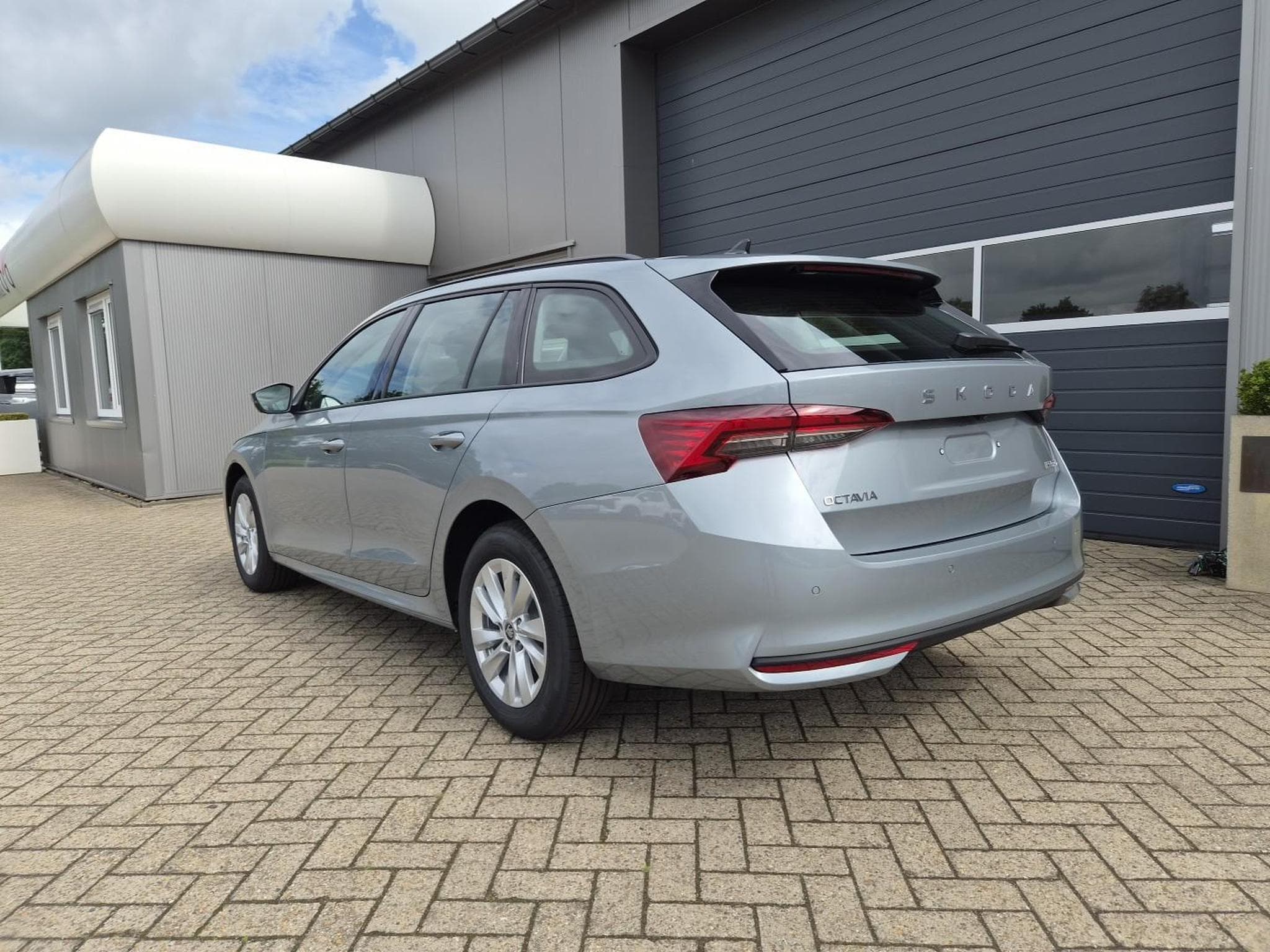 Skoda Octavia 1.5 TSI 150PS (2026) - Foto 3