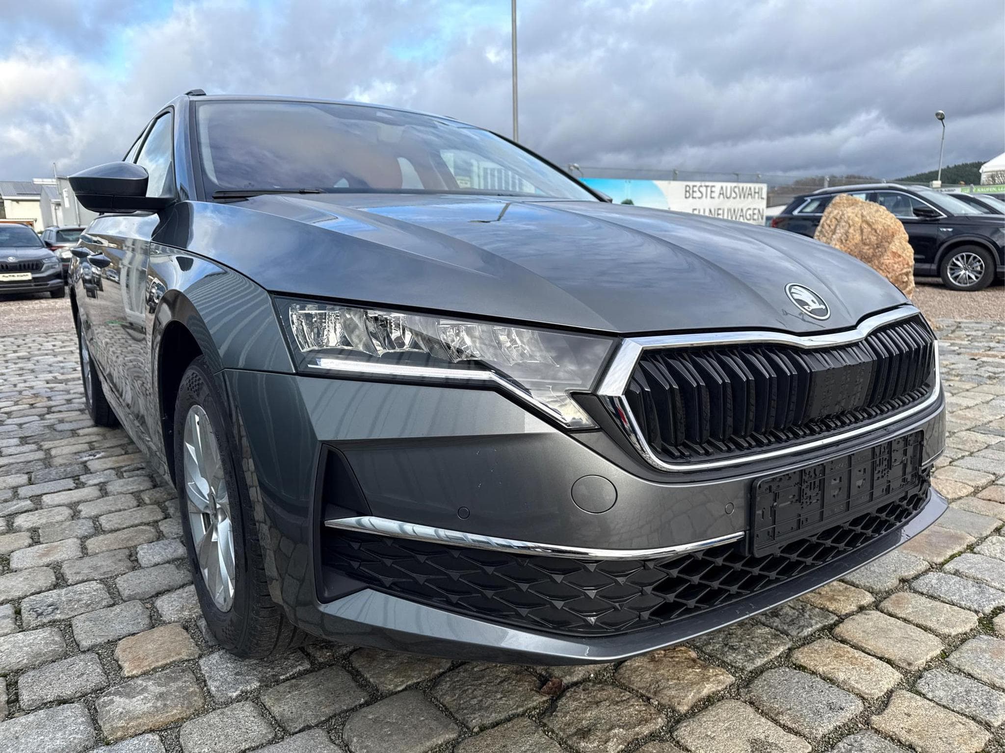 Skoda Octavia Selection 2,0 TDI (2026) - Foto 4