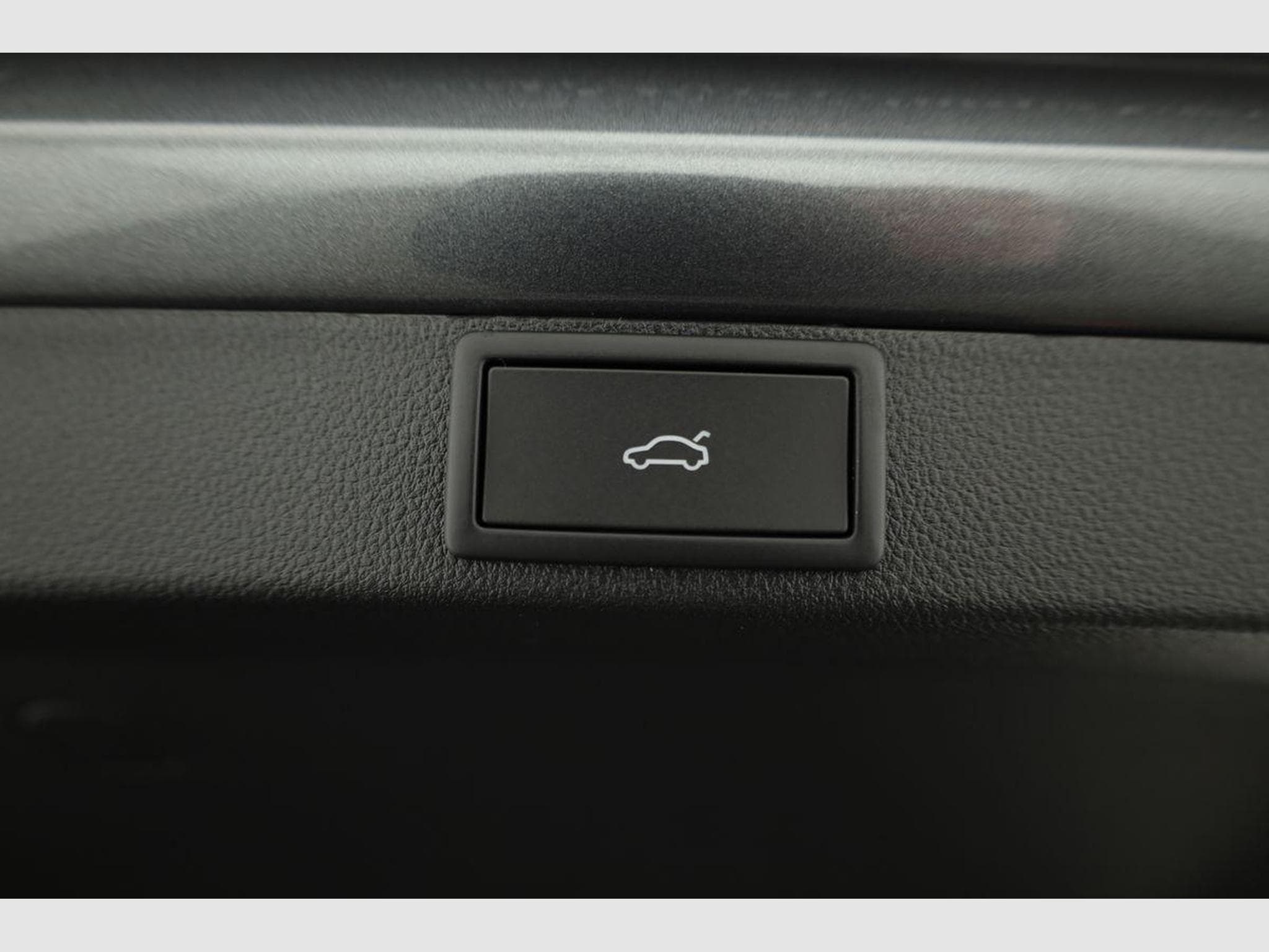 Skoda Octavia 2.0 TSI 195 kW RS (2026) - Photo 13