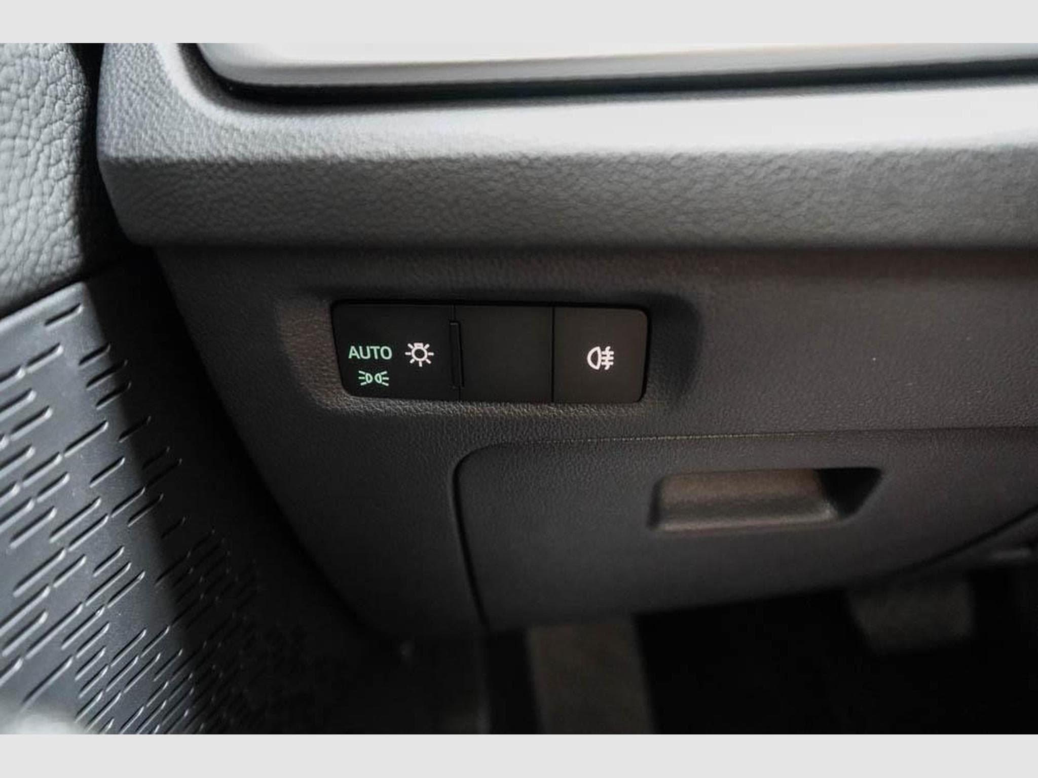 Skoda Octavia Kombi 2,0 TDI (2026) - Foto 11