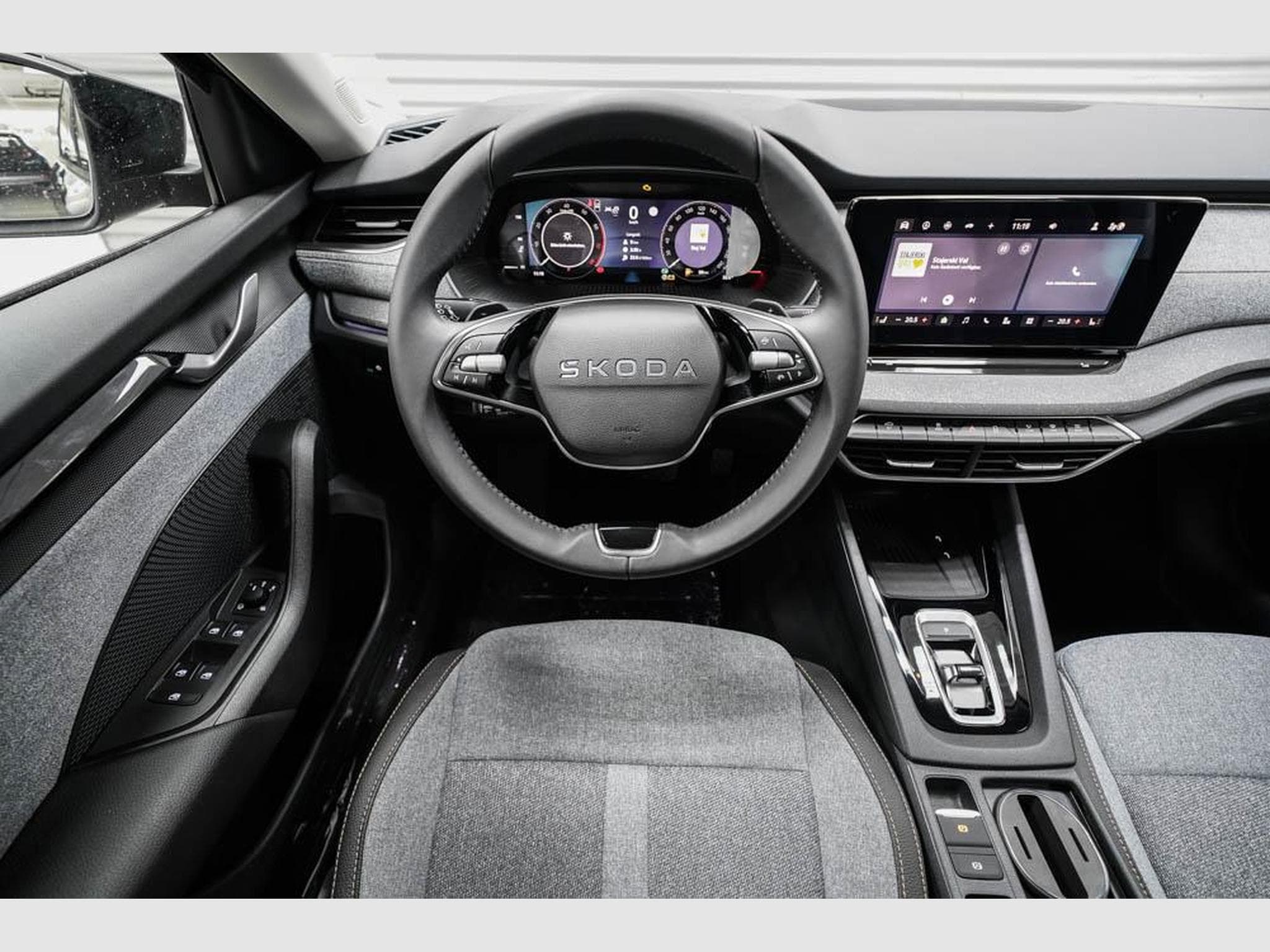 Skoda Octavia Kombi 1,5 TSI (2026) - Photo 8