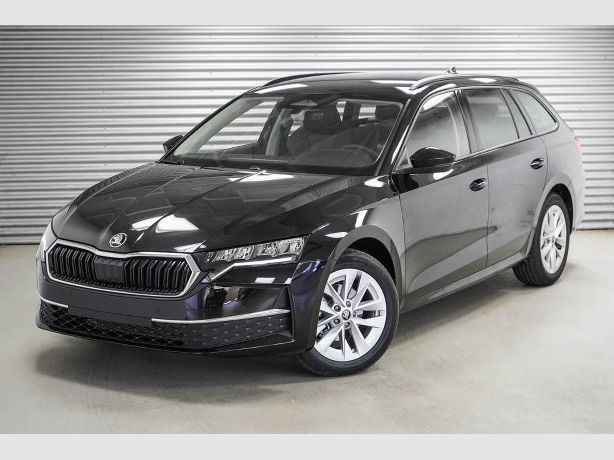 Skoda Octavia Kombi 1,5 TSI (2026) - Photo 1