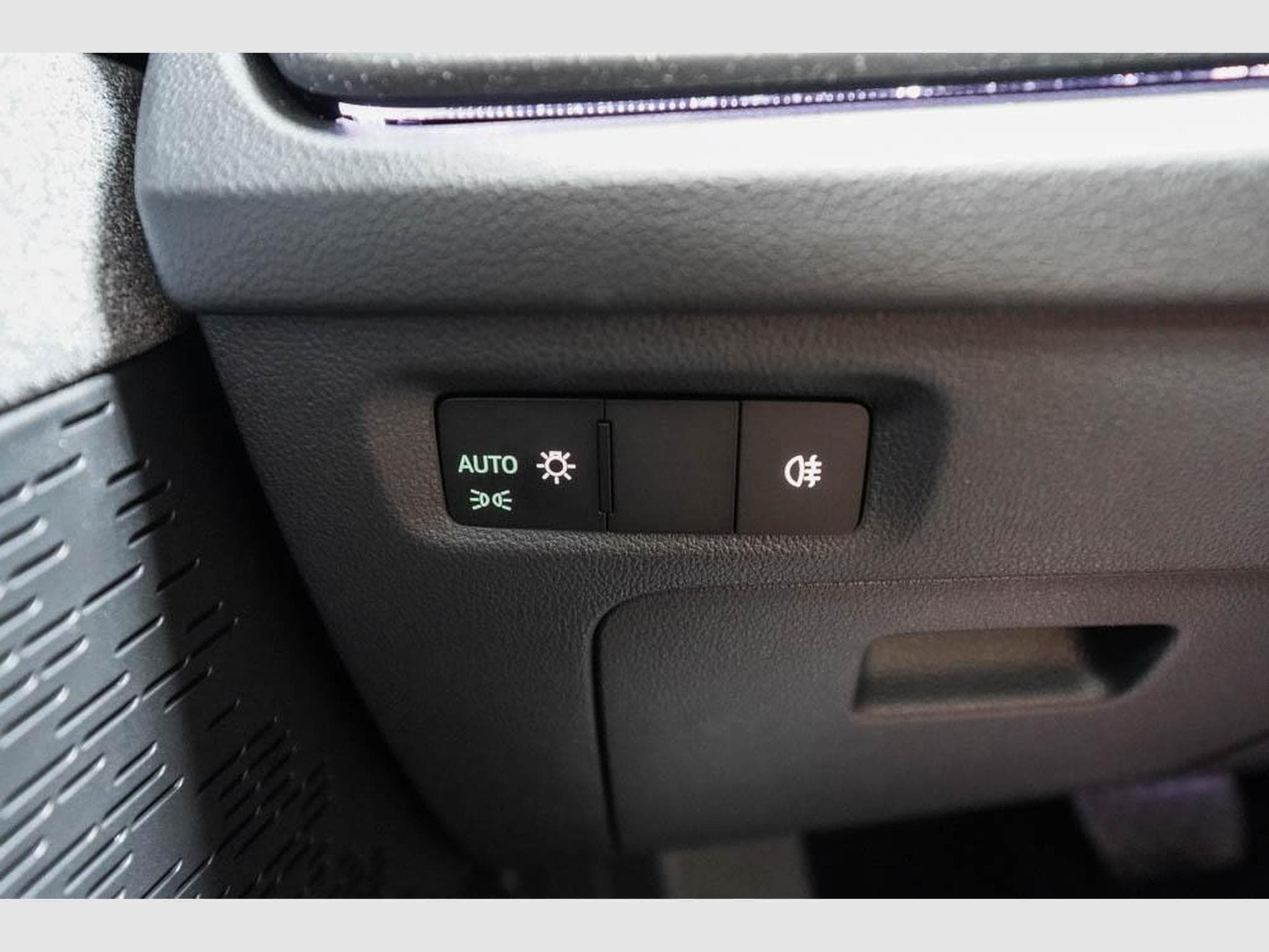 Skoda Octavia Kombi 1,5 TSI (2026) - Photo 11