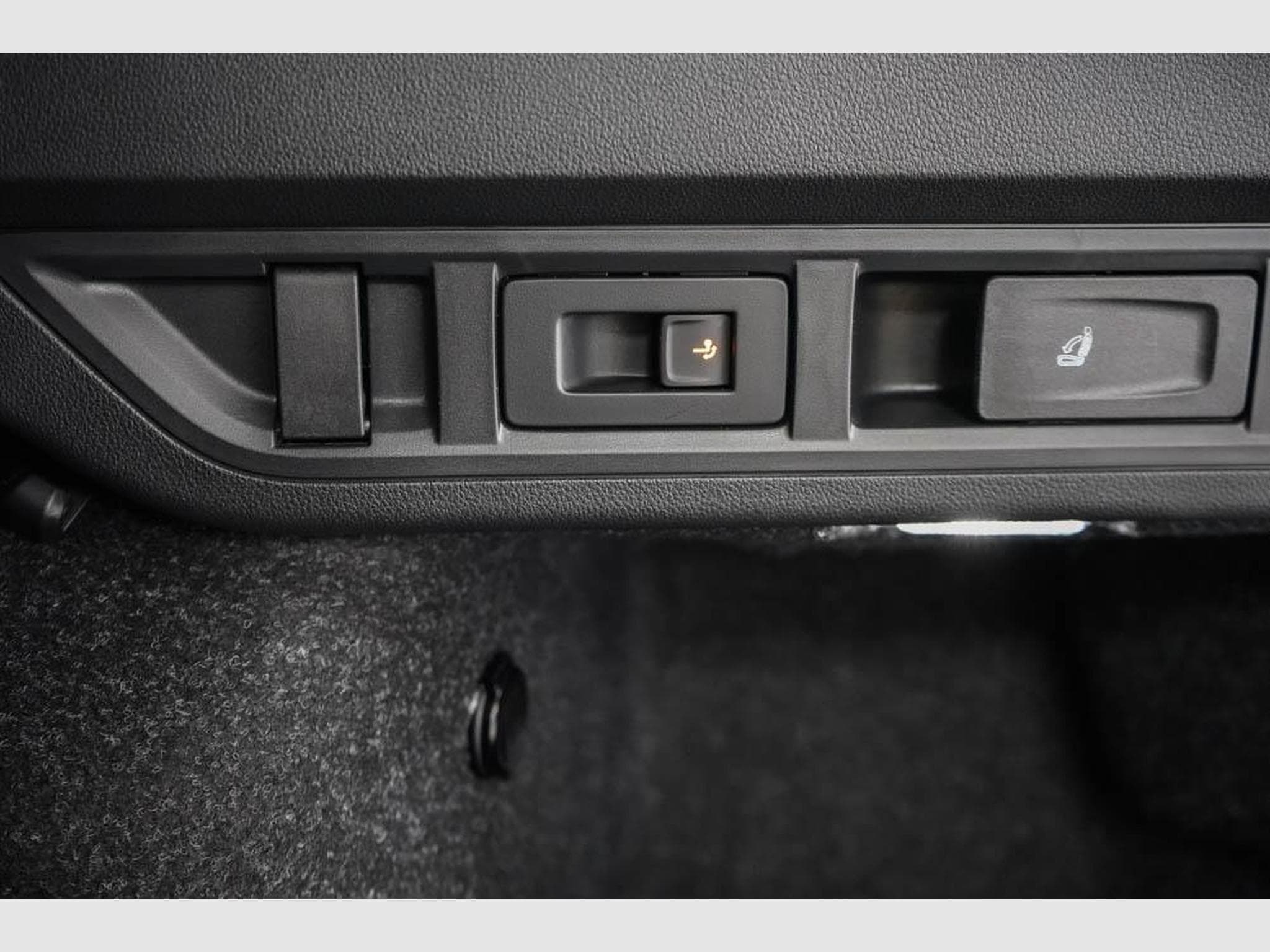 Skoda Octavia Kombi 1,5 TSI (2026) - Photo 19