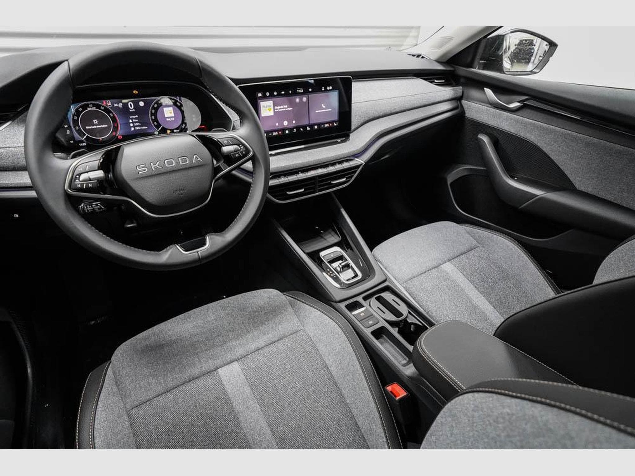 Skoda Octavia Kombi 1,5 TSI (2026) - Photo 7