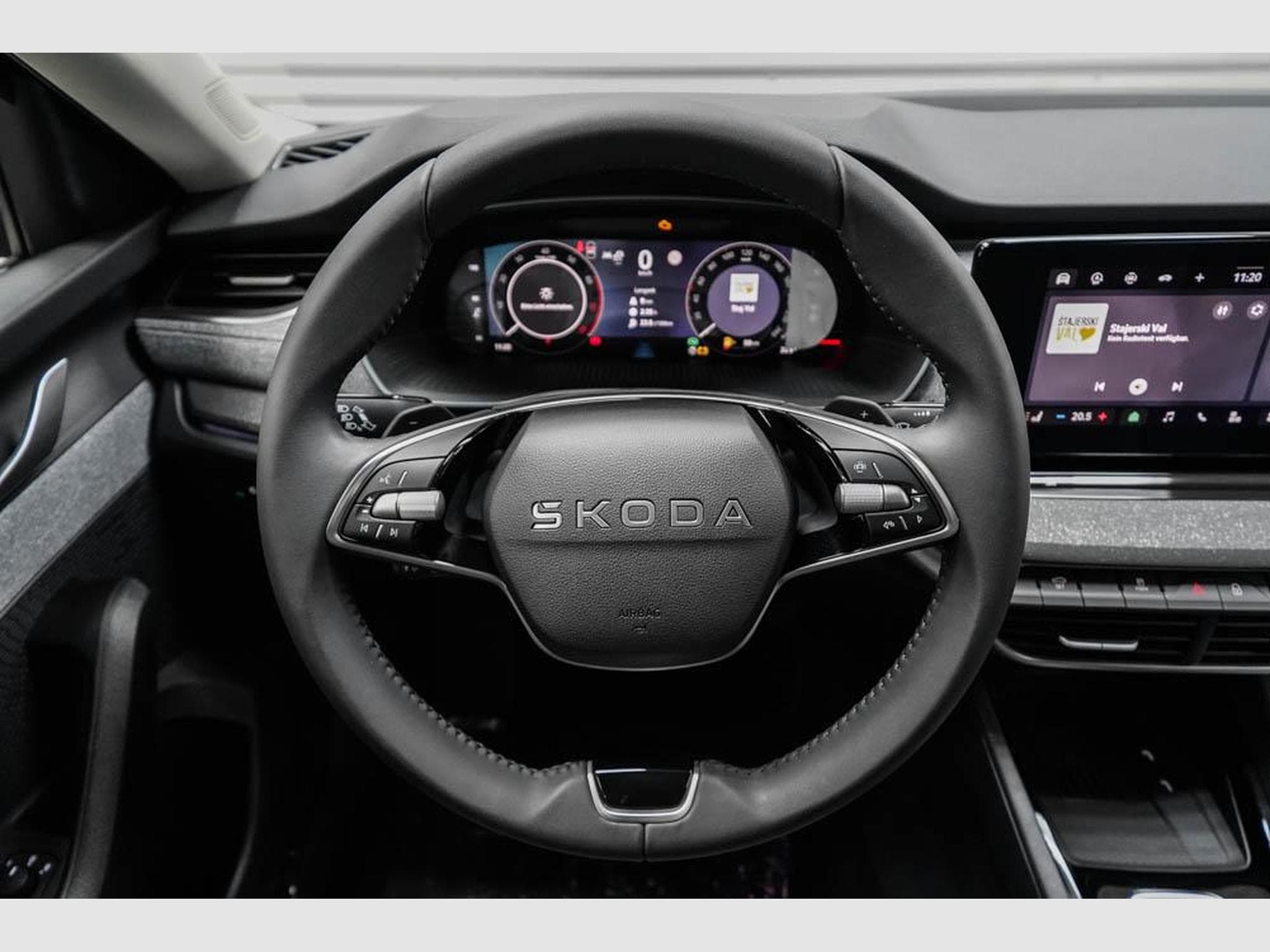 Skoda Octavia Kombi 1,5 TSI (2026) - Photo 9