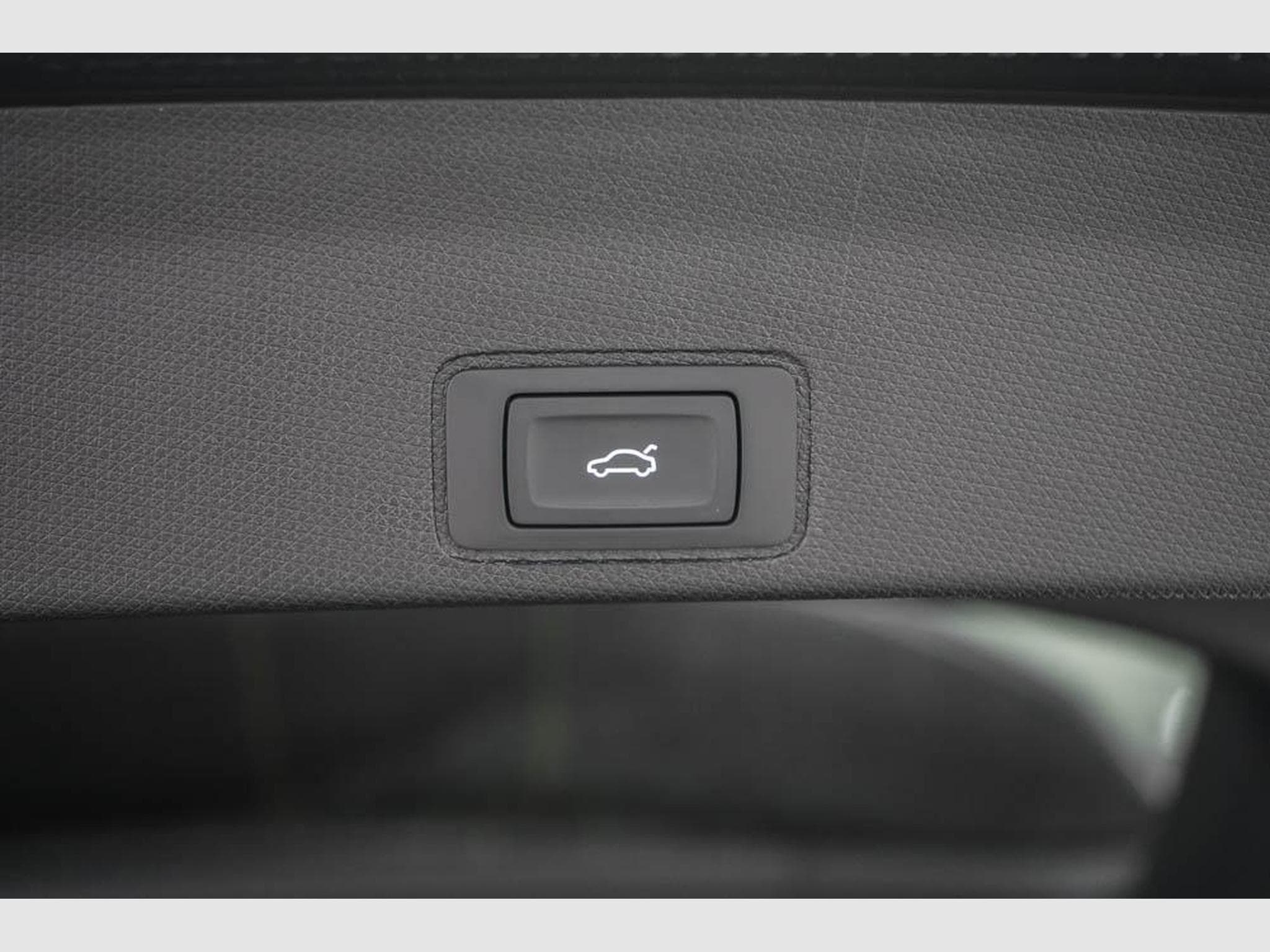 Cupra Terramar 1,5 eTSI DSG (2026) - Photo 21
