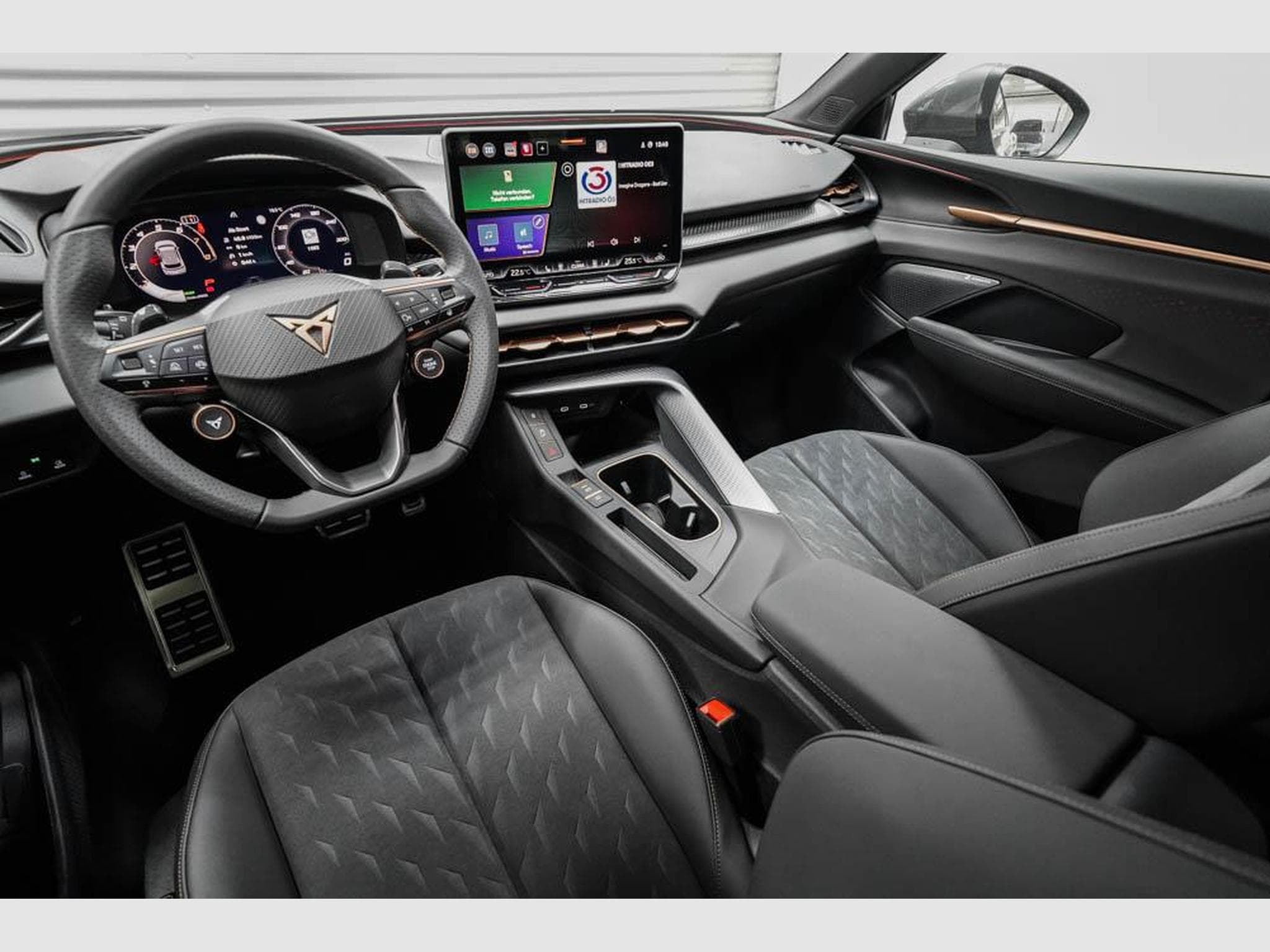 Cupra Terramar 1,5 eTSI DSG (2026) - Photo 7