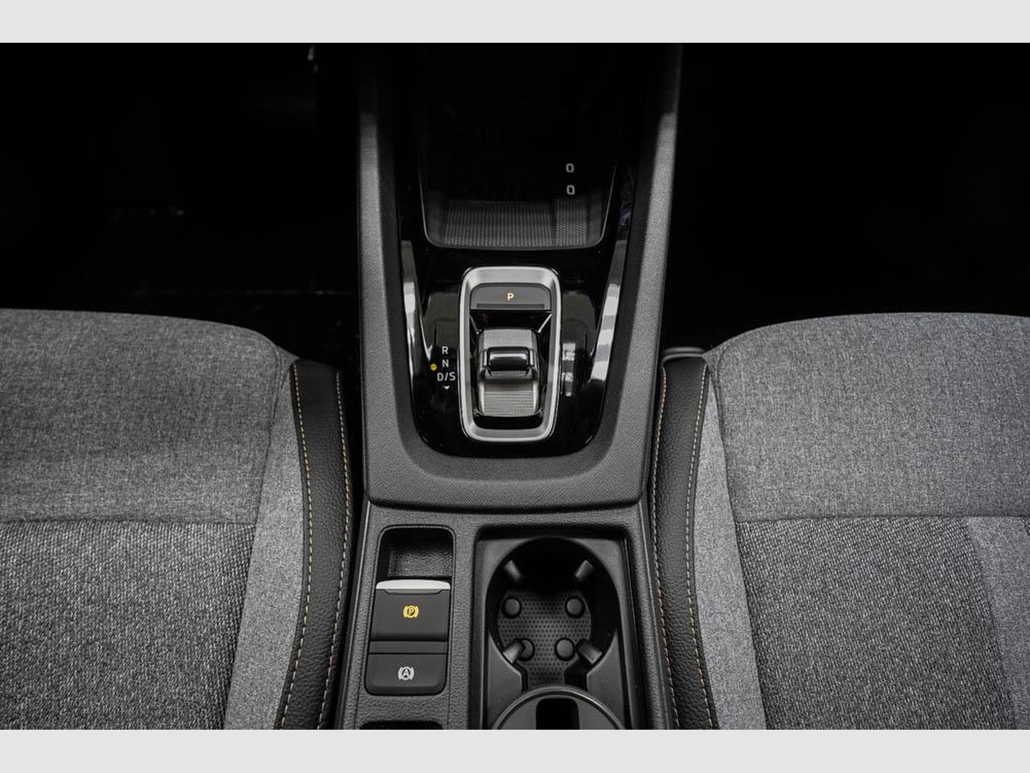 Skoda Octavia Kombi 1,5 TSI (2026) - Photo 12