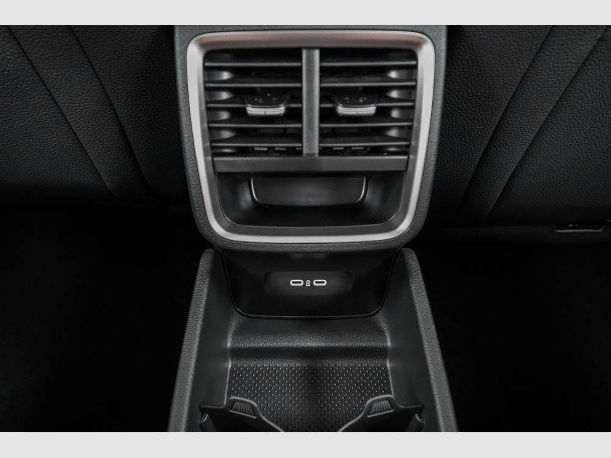Skoda Octavia Kombi 1,5 TSI (2026) - Photo 17