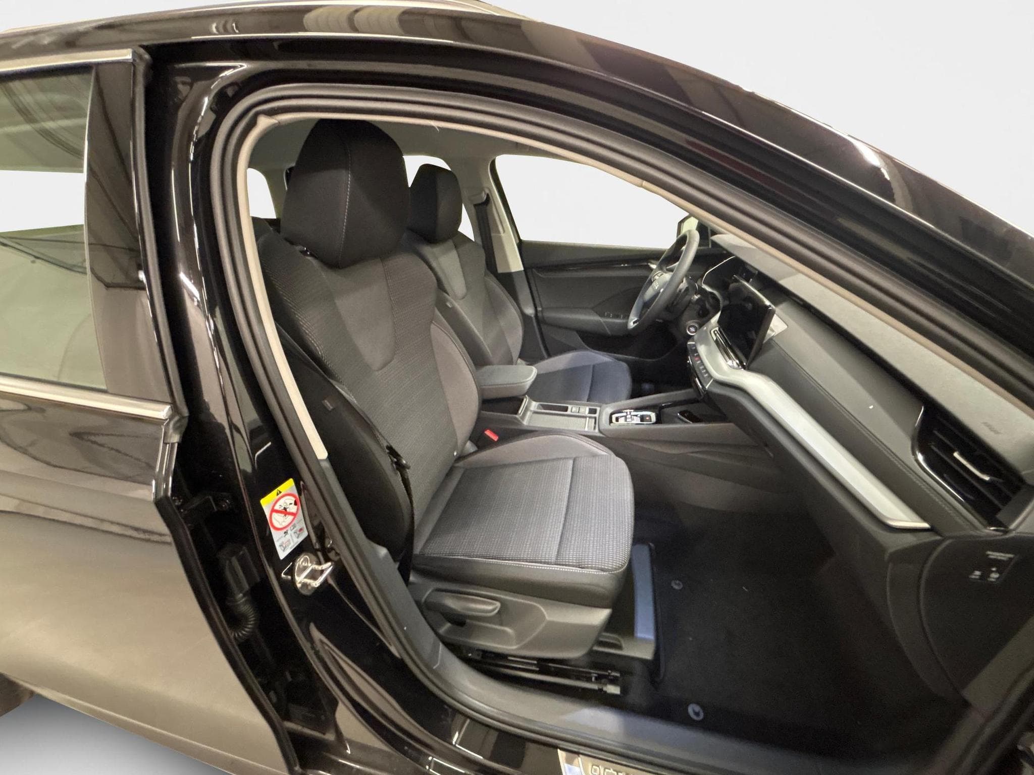 Skoda Octavia Selection (2026) - Photo 19