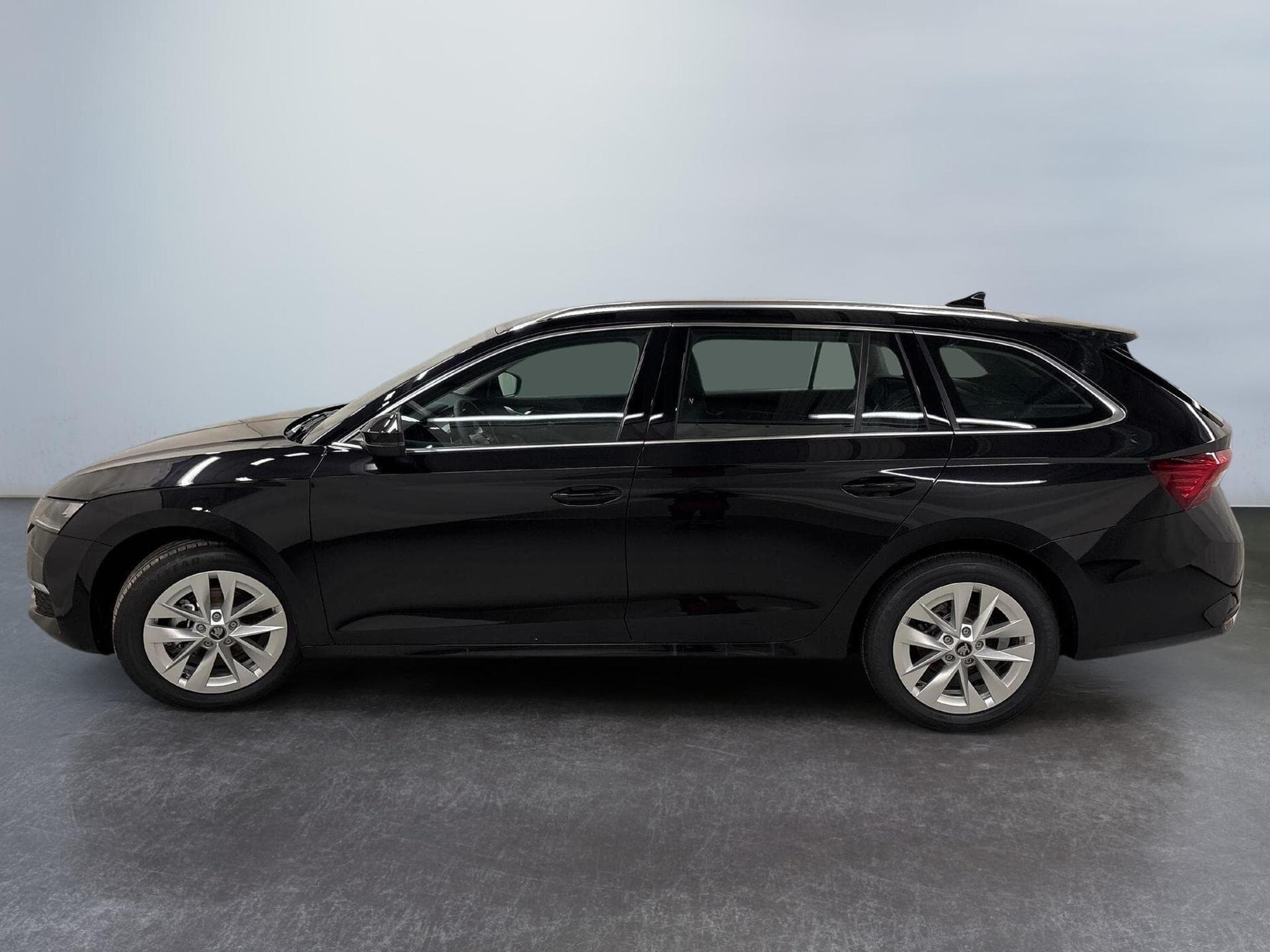 Skoda Octavia Selection (2026) - Photo 6