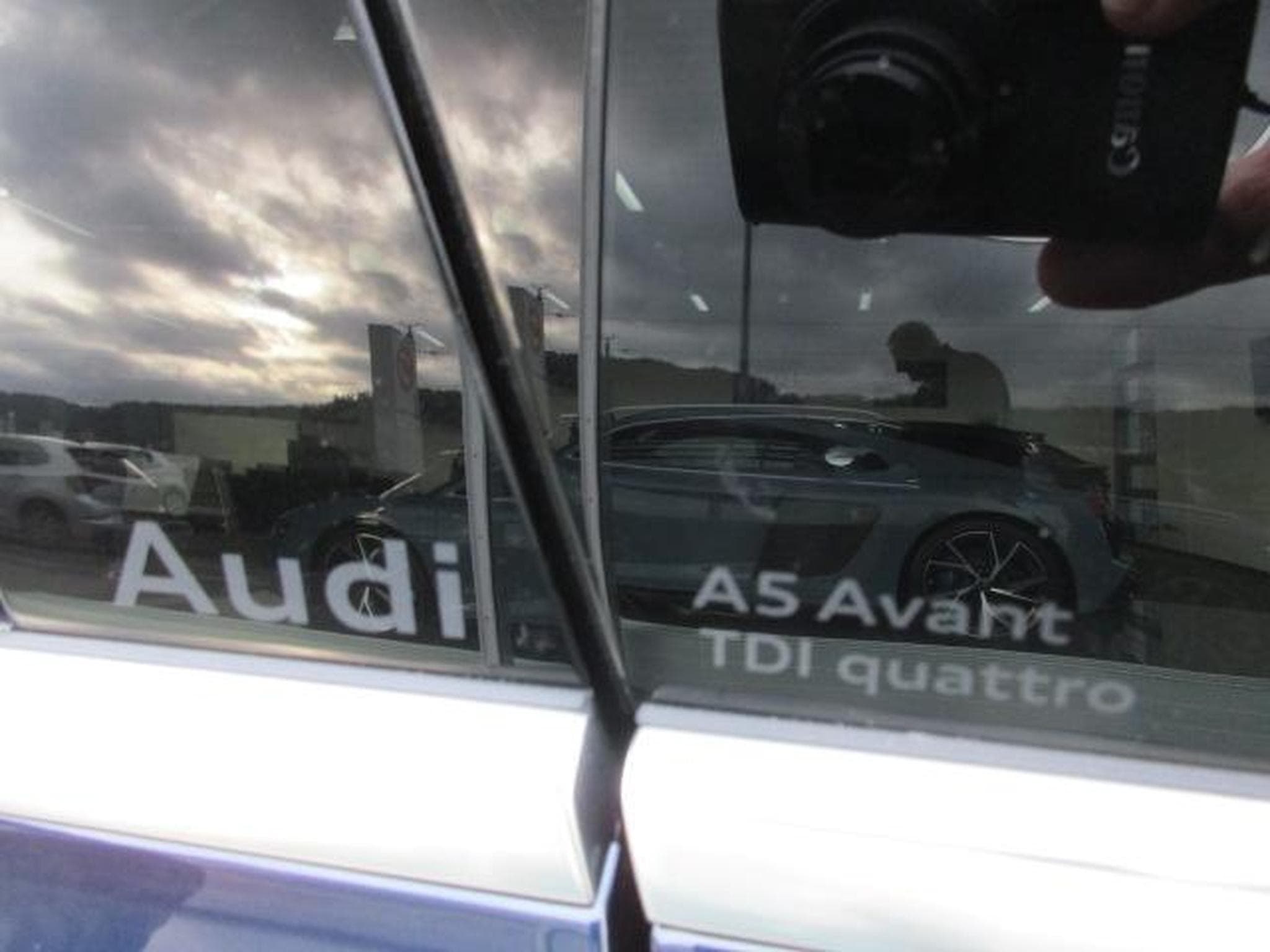 Audi A5 Avant 40 TDI (2025) - Foto 2