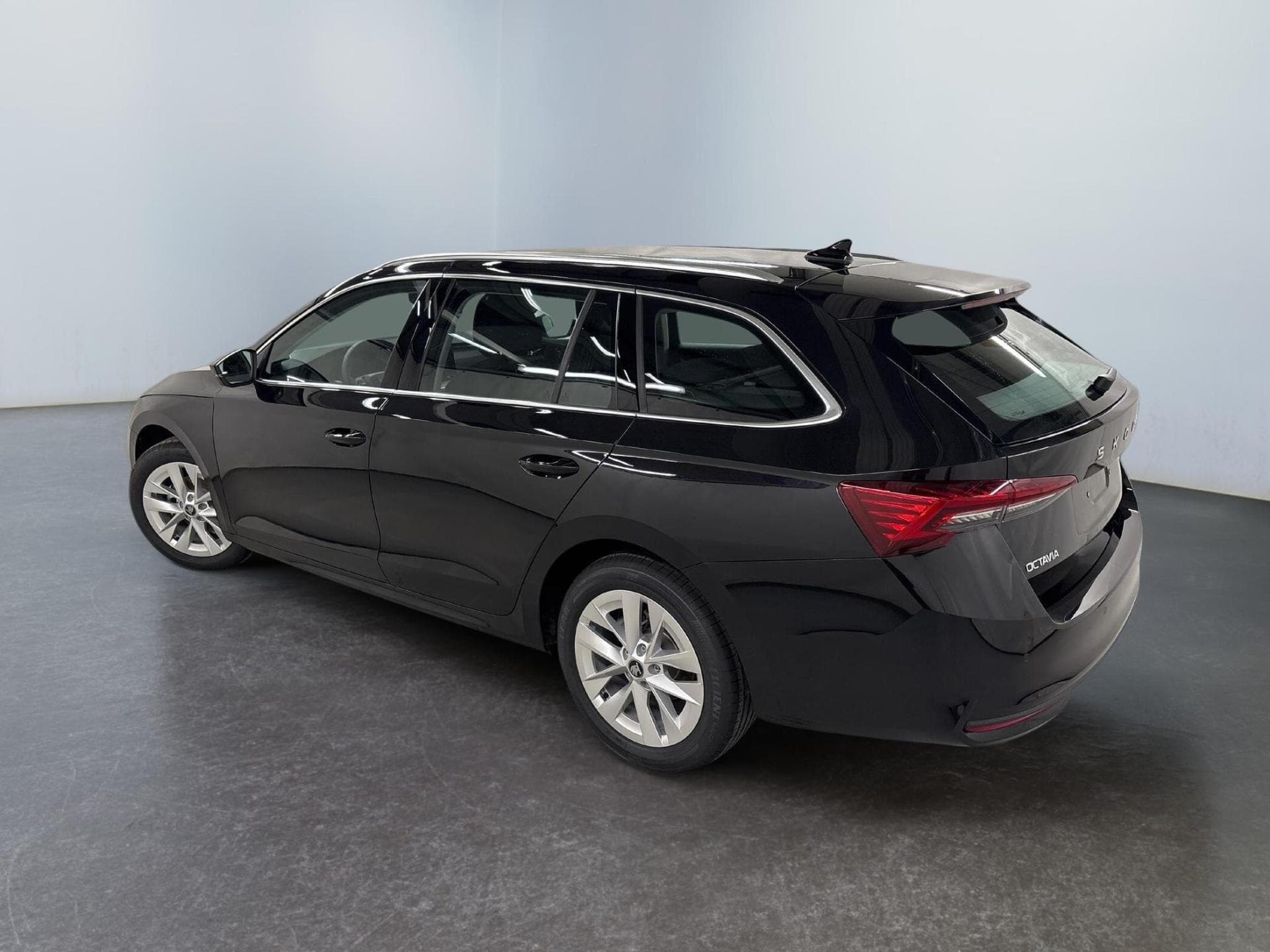 Skoda Octavia Selection (2026) - Foto 4