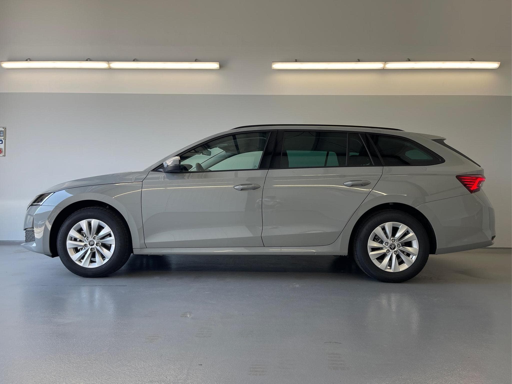 Skoda Octavia Selection (2026) - Foto 3