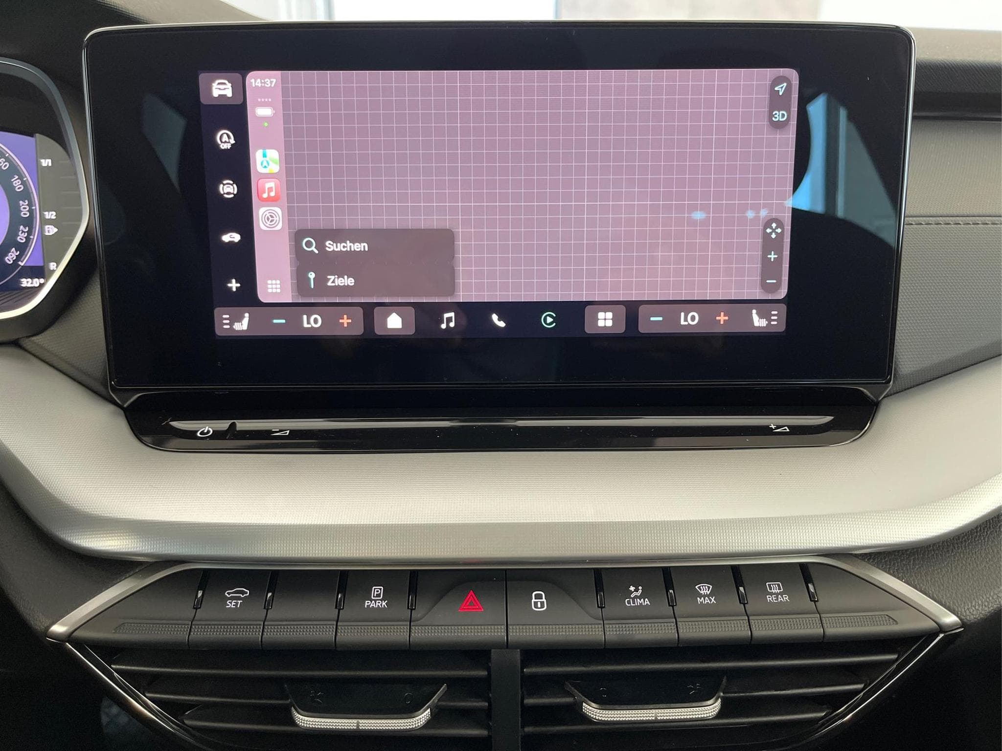 Skoda Octavia Selection (2026) - Photo 12