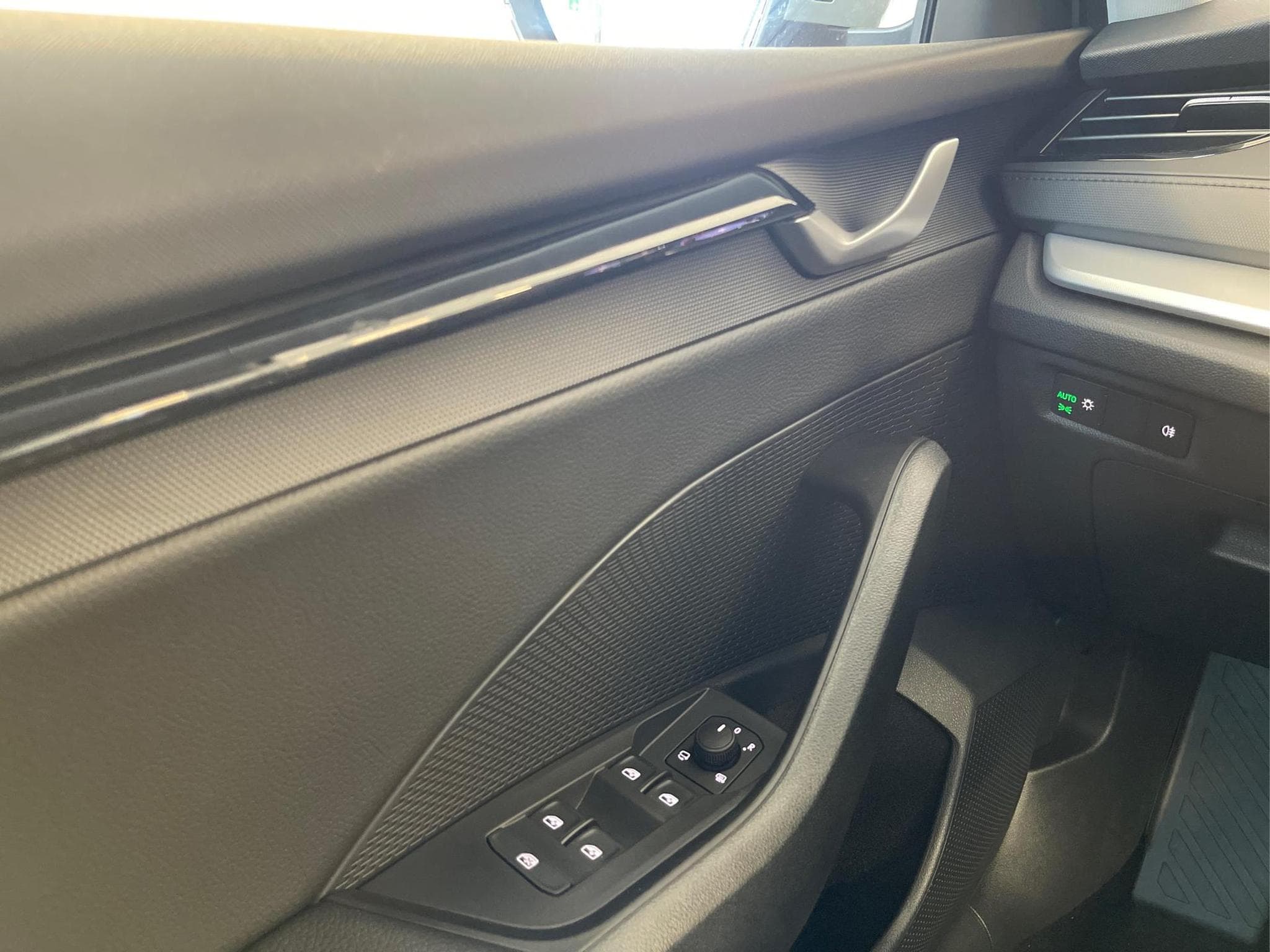 Skoda Octavia Selection (2026) - Photo 9