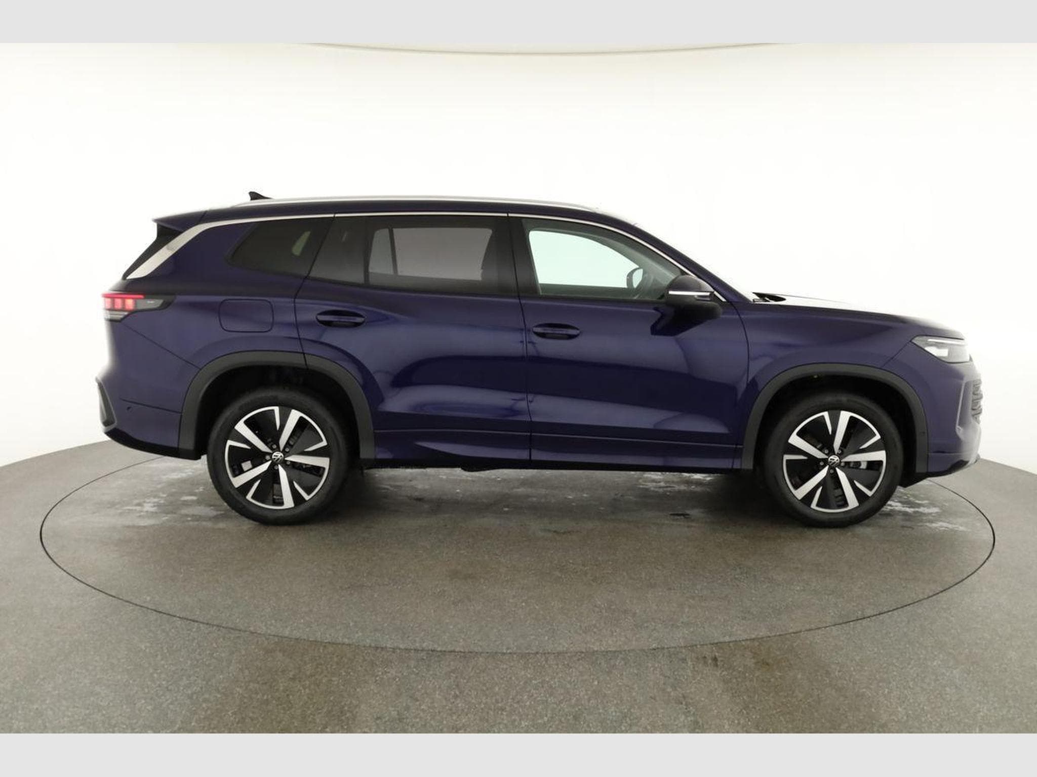 VW Tayron 1.5 TSI eHybrid 150 kW Life (2026) - Foto 24